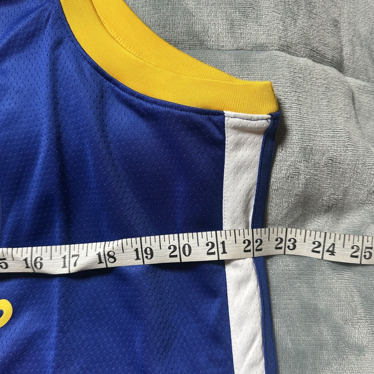 NBA × Nike New Authentic Golden State Warriors Steph Curry Jersey 52 Size US XL / EU 56 / 4 - 5 Thumbnail