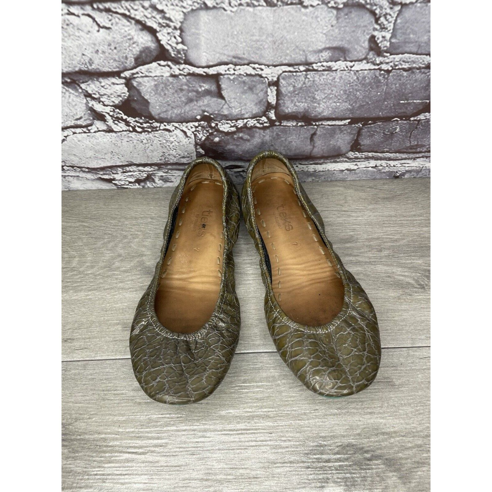 Other Tieks Green Grey Leather Croc Patent Leather Ballet Flats Sh Size US 7 / IT 37 - 12 Thumbnail