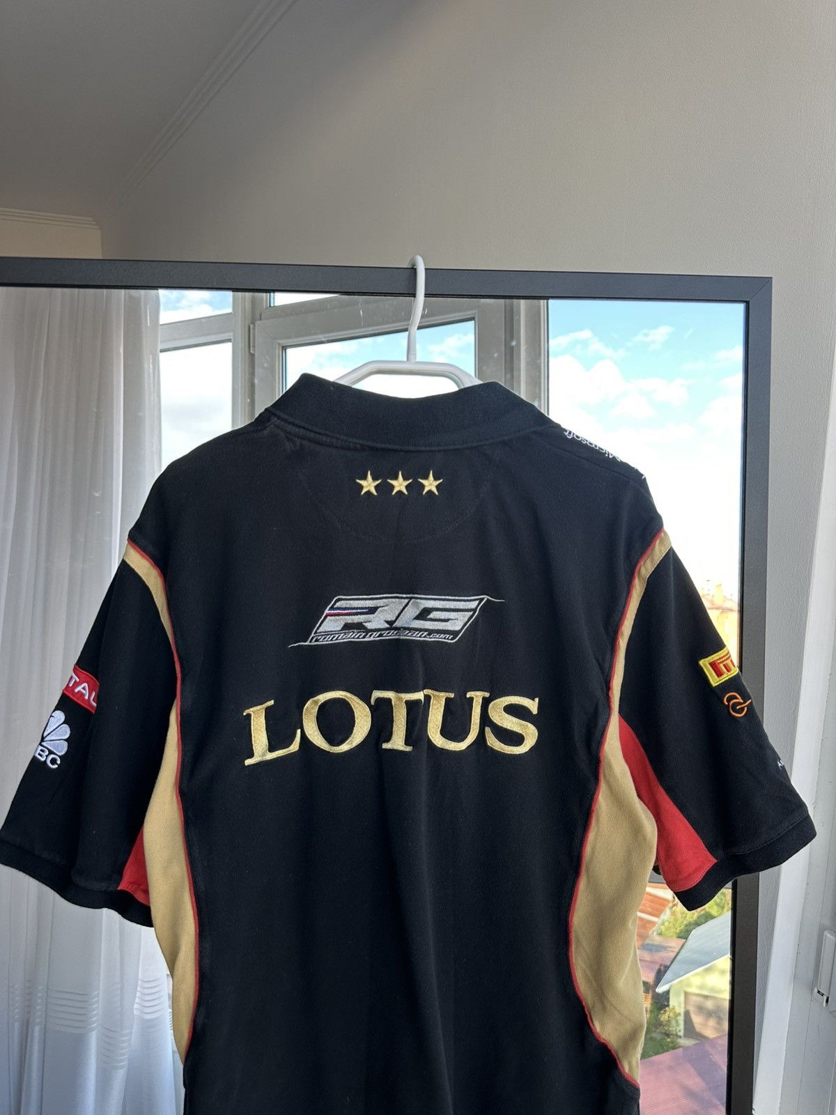 Formula 1 Vintage Renault Romain Grosjean Team Formula 1 Racing Tee Size US XL / EU 56 / 4 - 8 Thumbnail