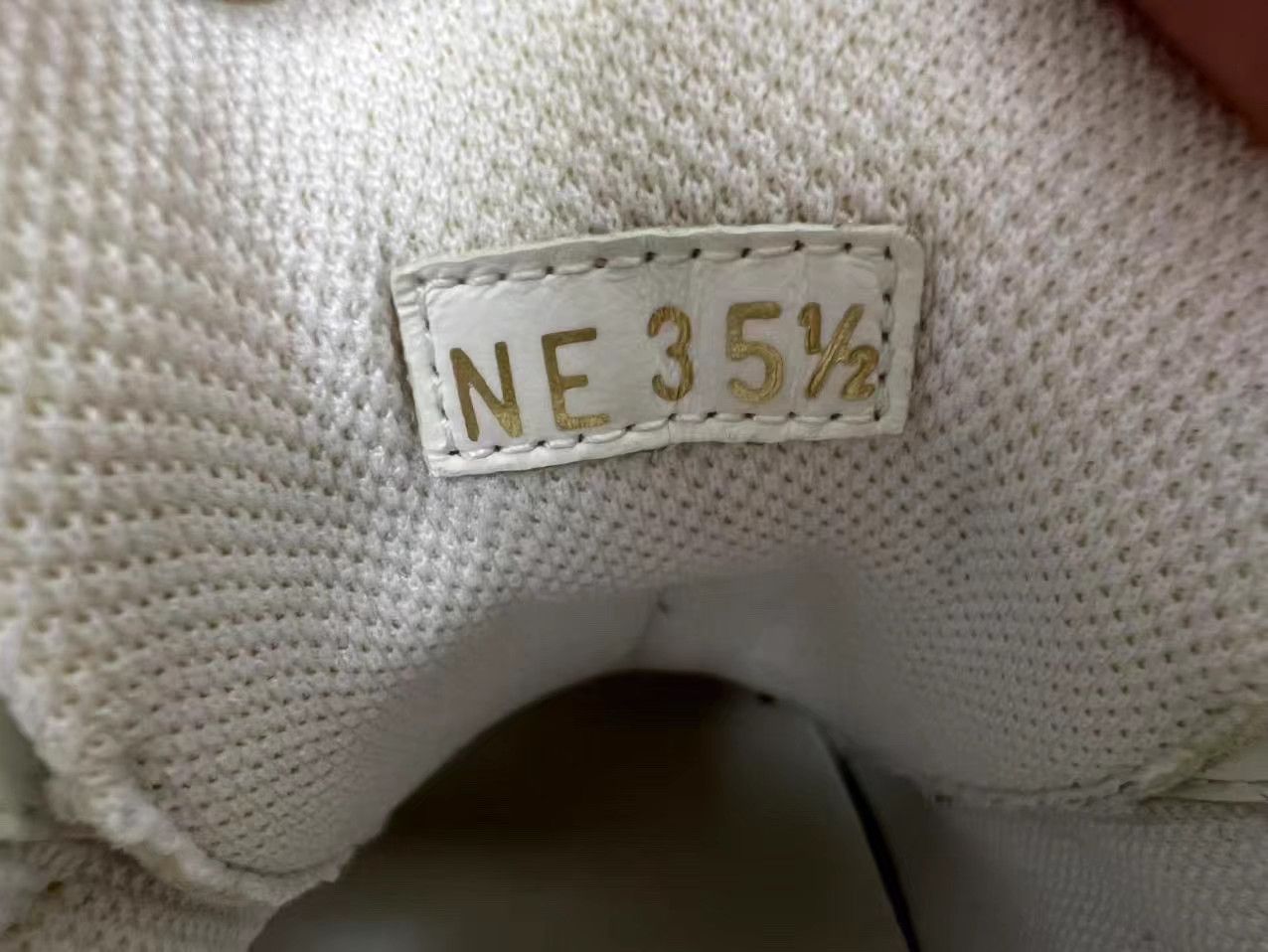 Dior DIOR Shell Gilded Logo Sneakers K1 Size US 5.5 / IT 35.5 - 7 Thumbnail