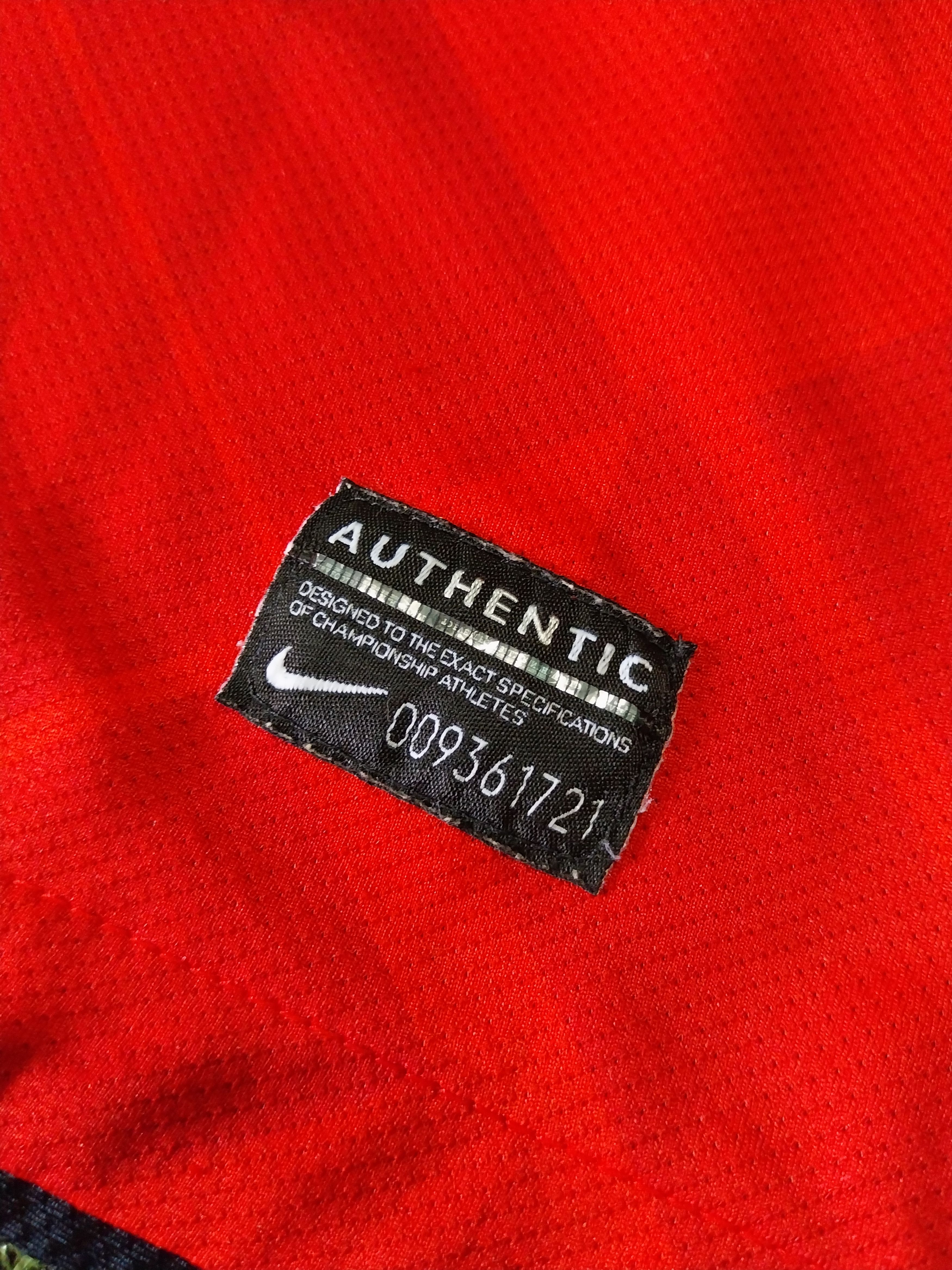 Nike Paris saint germain away 2010 ludovic giuly jersey football Size US L / EU 52-54 / 3 - 6 Thumbnail