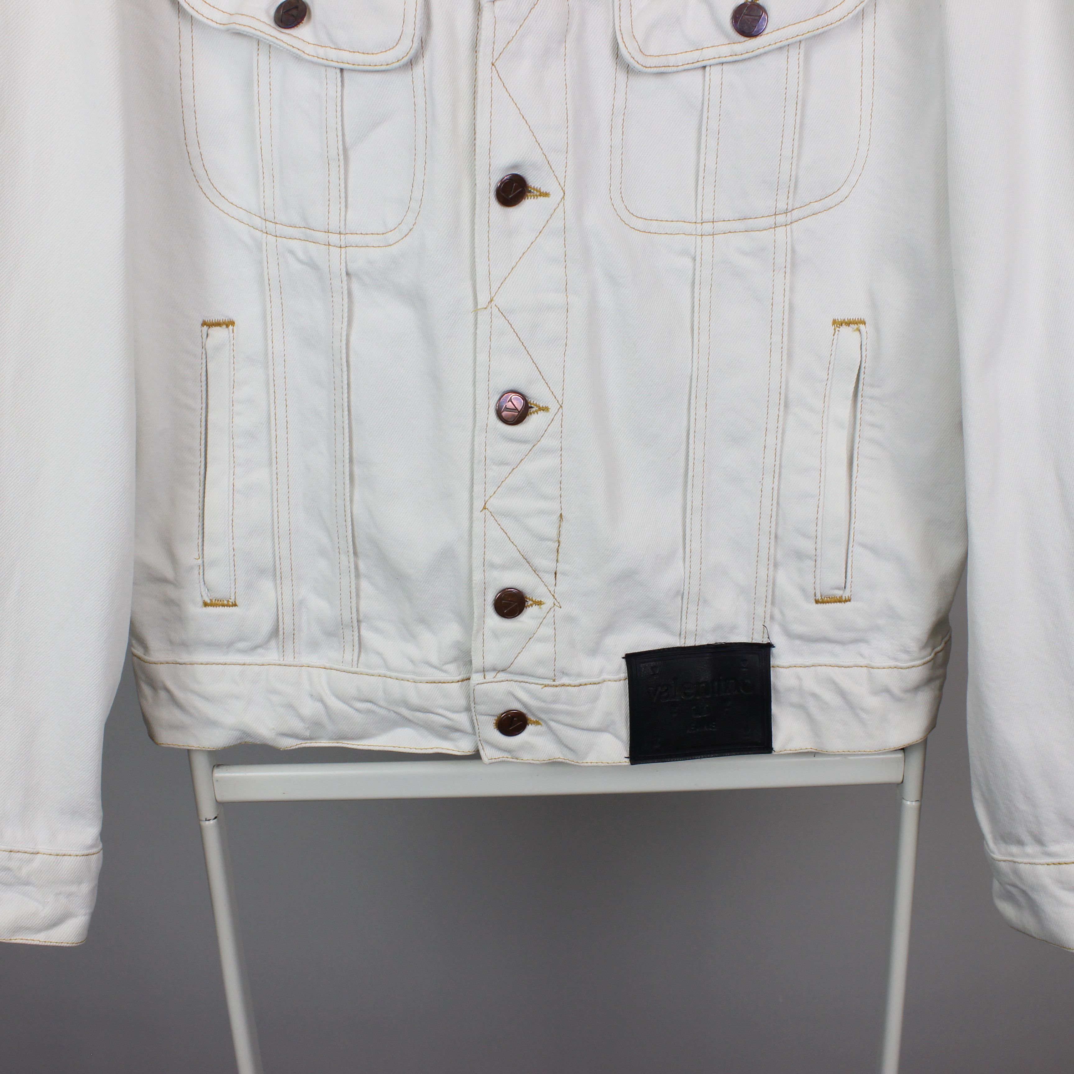 Valentino Valentino denim jacket vintage white heavy L XL Size US L / EU 52-54 / 3 - 2 Thumbnail