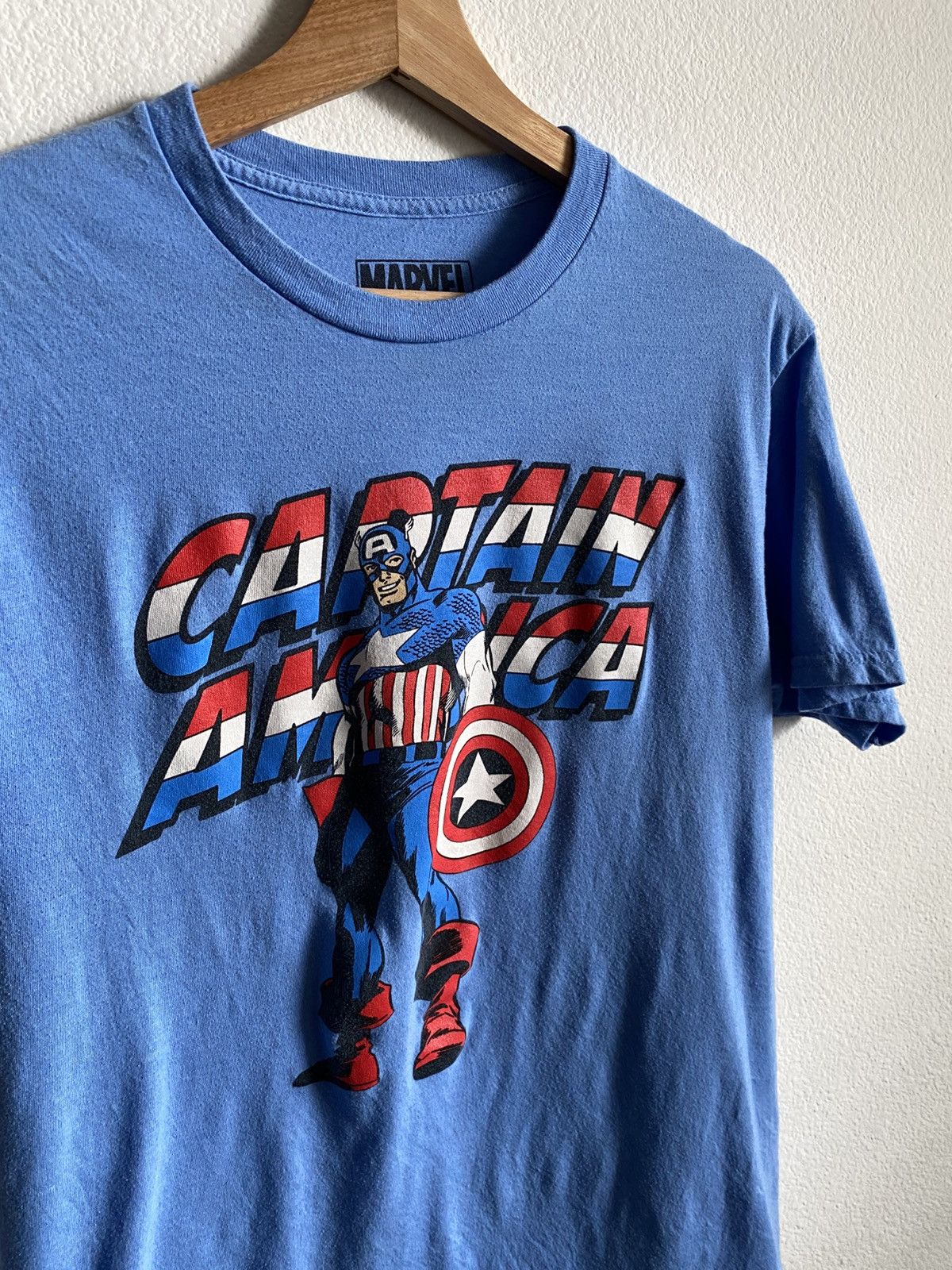 Marvel Comics Captain America Tee Size US L / EU 52-54 / 3 - 3 Thumbnail
