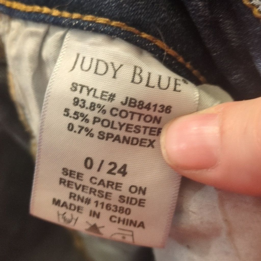 Judy Blue Judy blue slim fit distressed jeans size 0/24 Size 25" / US 0 / IT 36 - 6 Thumbnail