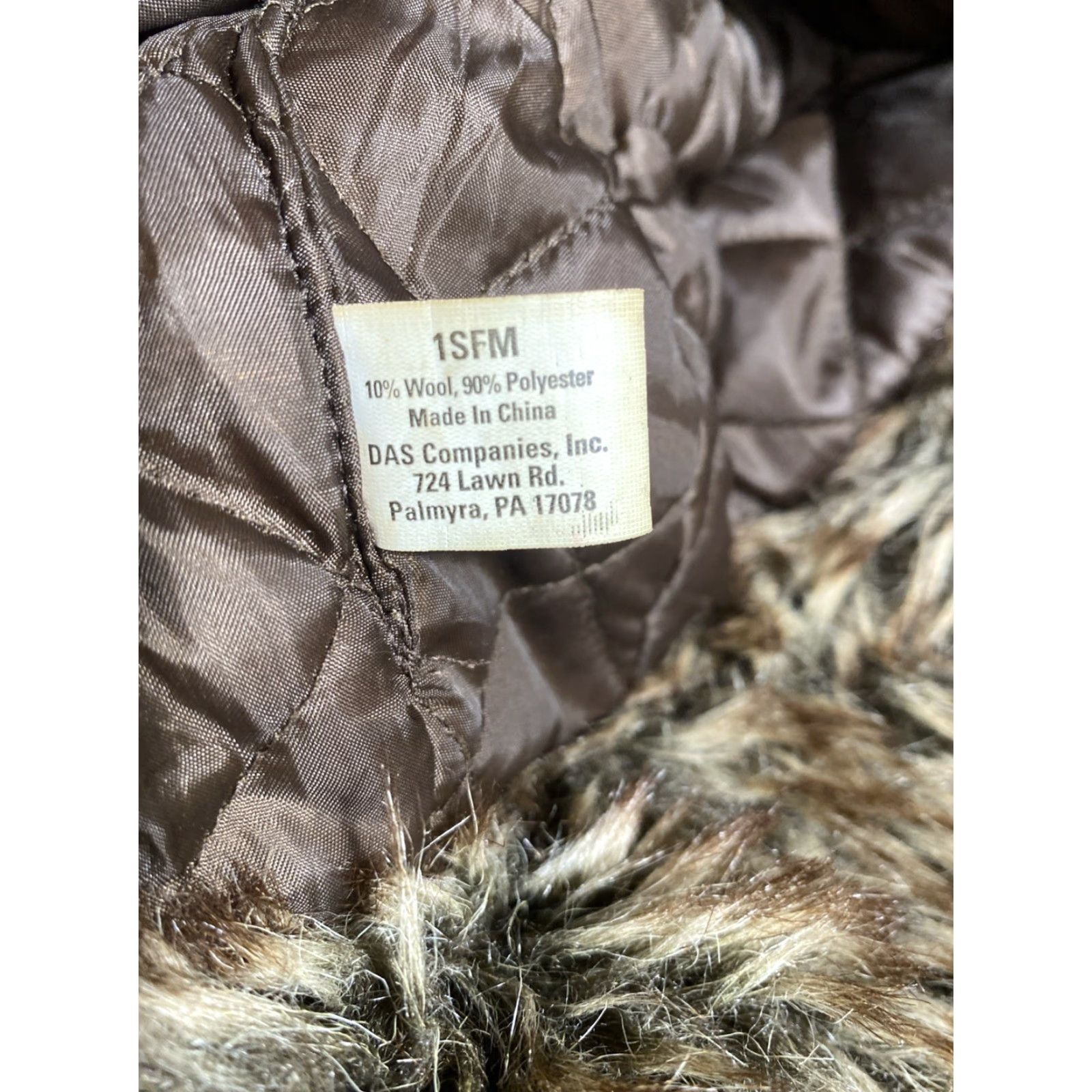 Vintage Buffalo Plaid Trapper Hat One Size Red Black Winter Ear Flap Insulated Lined Faux Fur Outdoor Casual Mens Size ONE SIZE - 5 Thumbnail