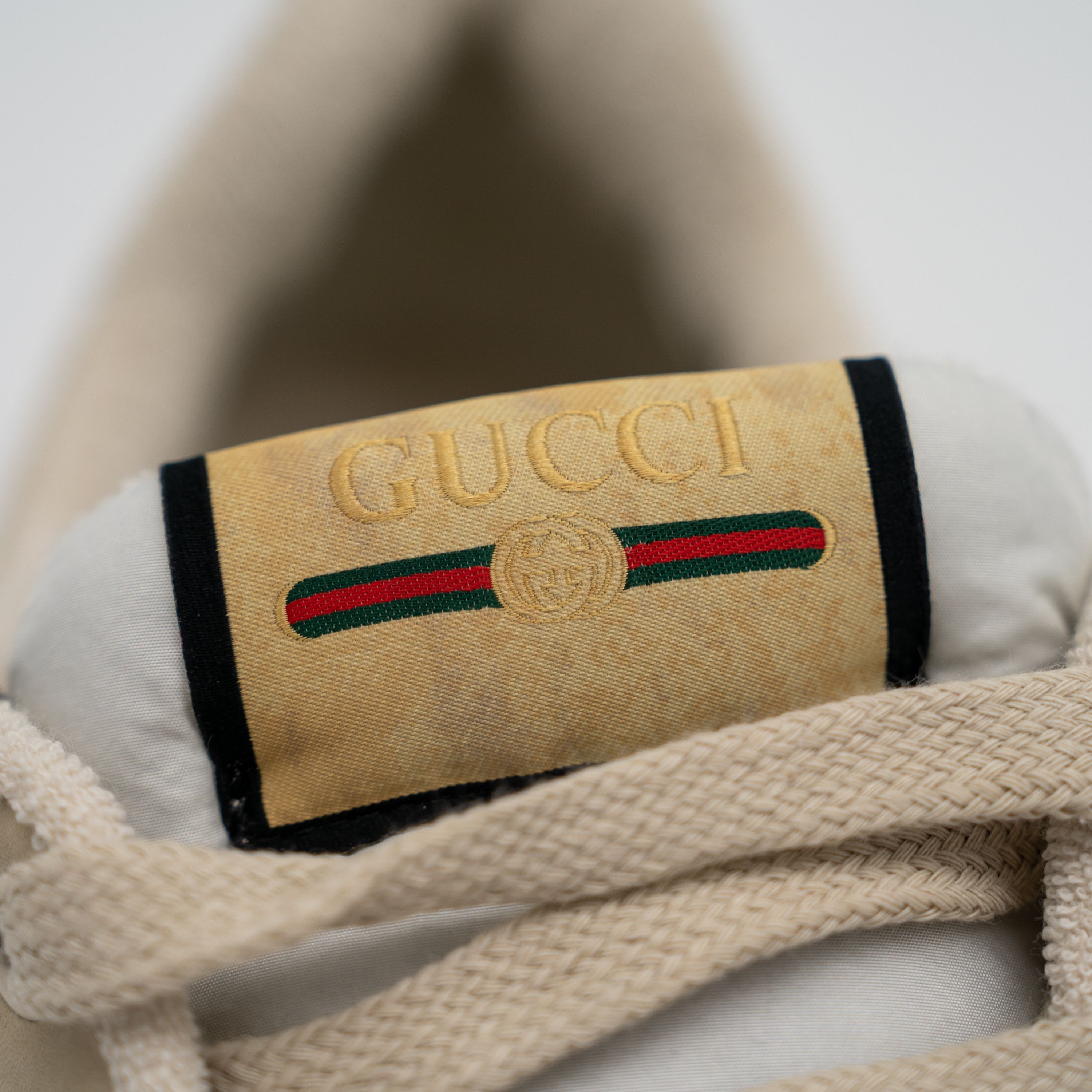 Gucci 11 US Gucci Screener Web Beige Silver Sneakers Nubuck Size US 11 / IT 41 - 10 Thumbnail
