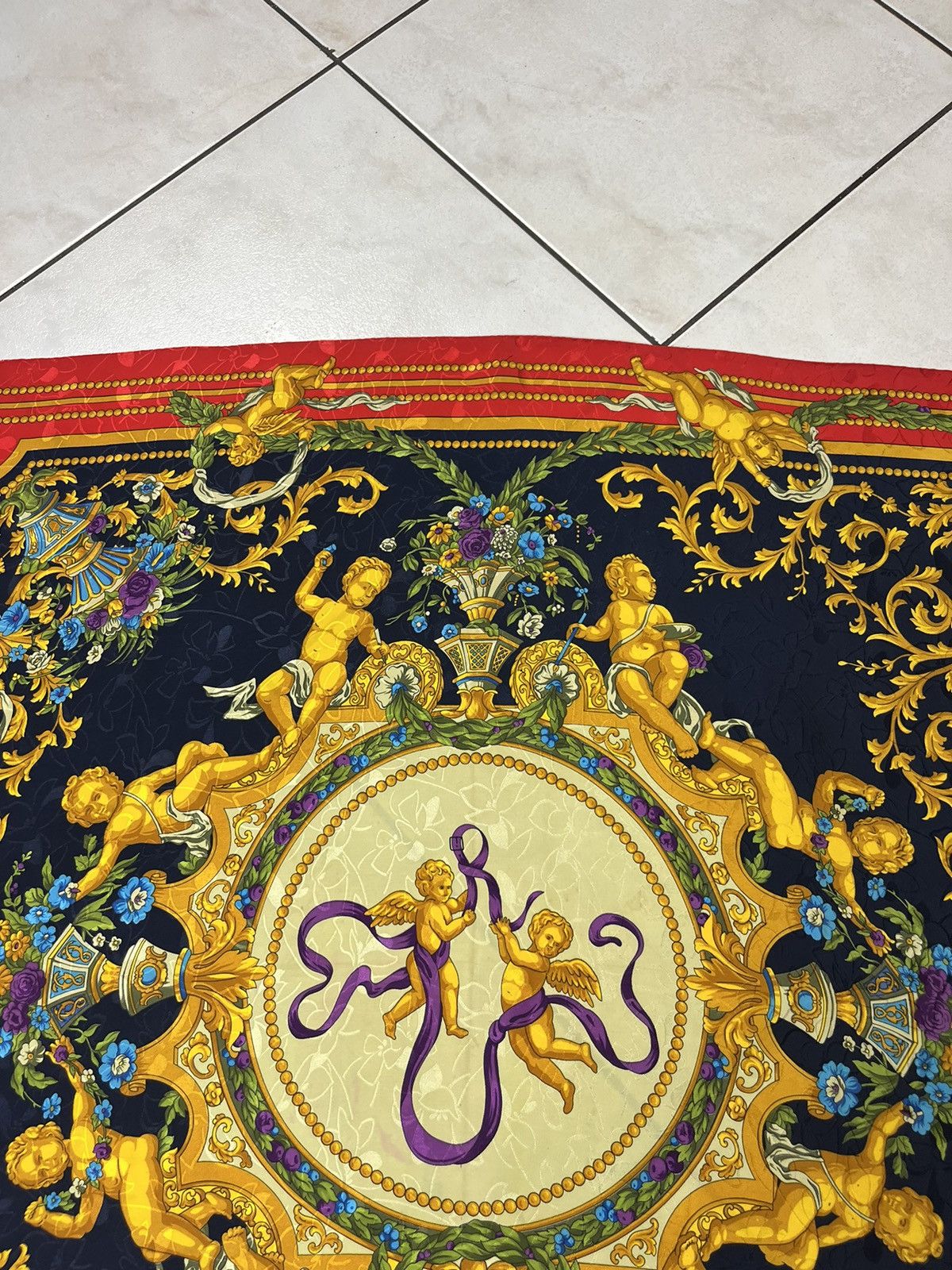 Designer × Roberta di Camerino × Vintage Vintage Roberta Di Camerino silk scarf handkerchief painted Size ONE SIZE - 5 Thumbnail
