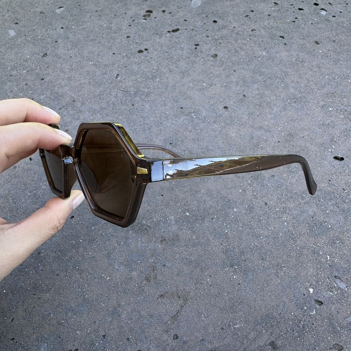 Other Y2K Unisex Sunglasses Retro Fashion Shades LE13126-03 Size ONE SIZE - 2 Thumbnail