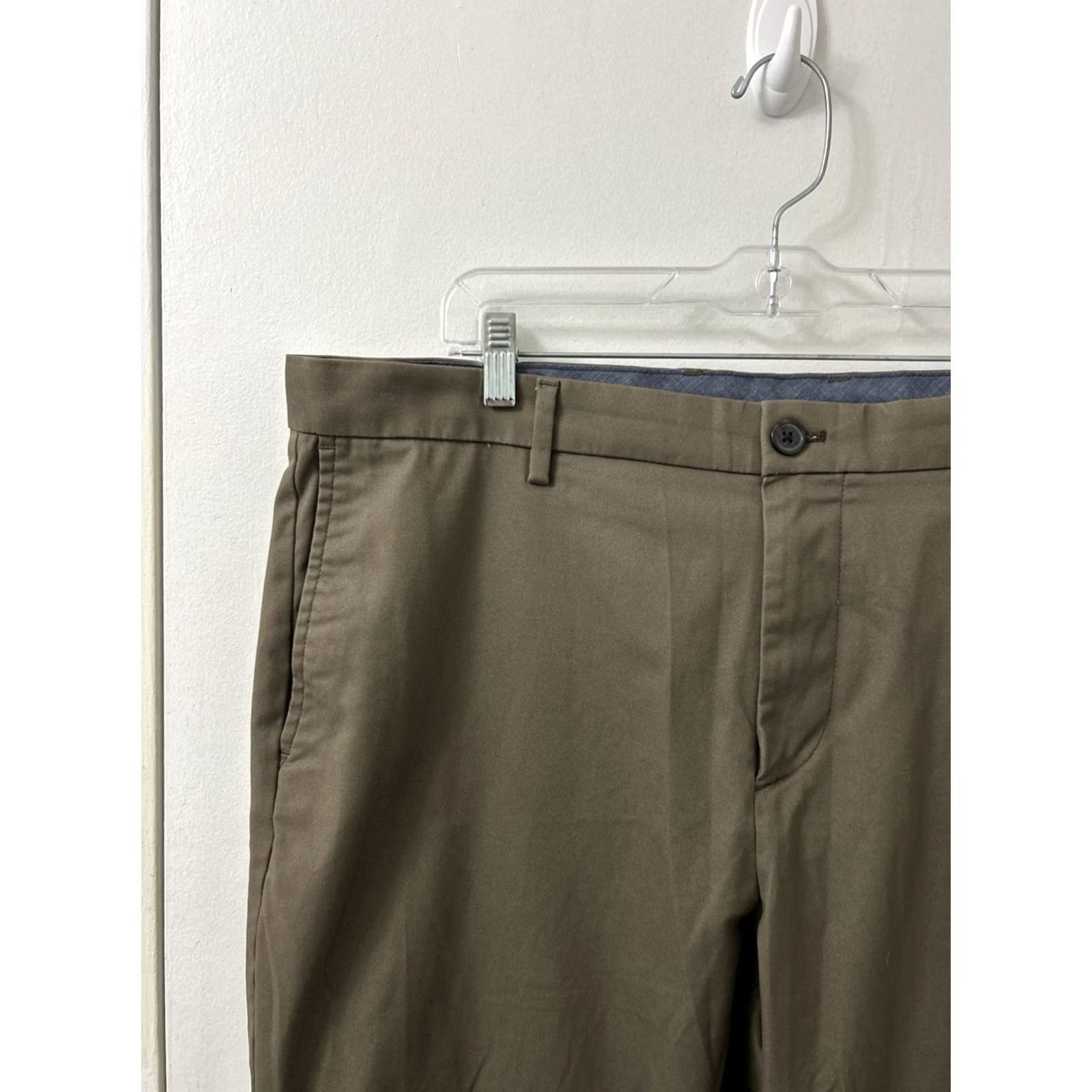 Old Navy Old Navy Pants Mens 40x32 Brown Ultimate Straight Built In Flex Chino Trousers Size US 40 / EU 56 - 4 Thumbnail