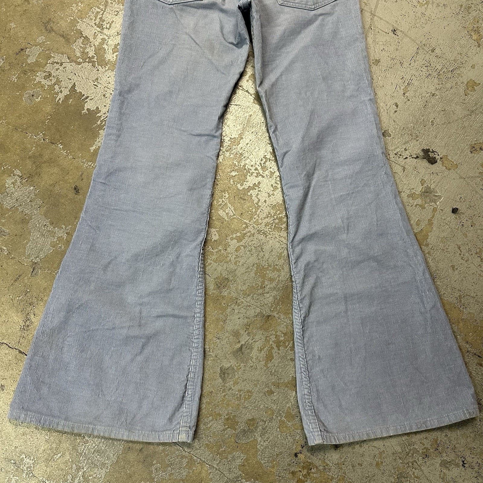 Levi's × Vintage Vintage Levi’s 684 Corduroy Bell Bottom Flare Pants 32x34 Size US 32 / EU 48 - 6 Thumbnail