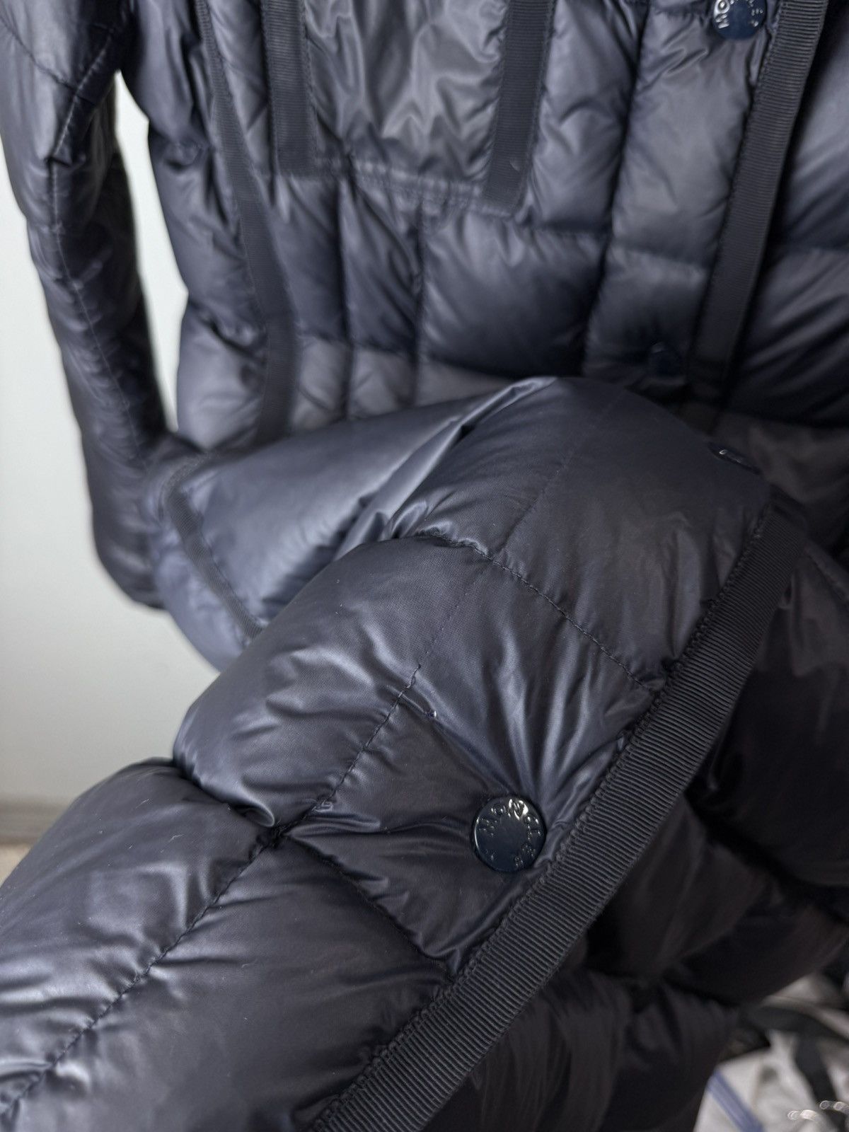 Moncler Moncler Puffer Jacket Wmns Down Jacket Size L / US 10 / IT 46 - 9 Thumbnail