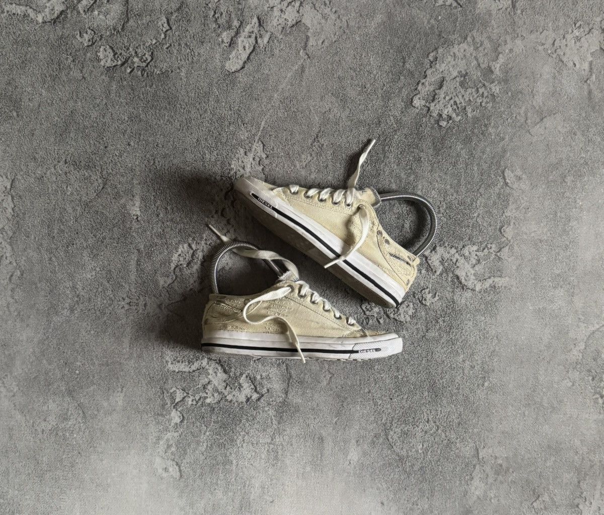 Diesel Diesel US6/EUR36/JPN23 low top denim sneakers shoes Y2K 90s Size US 6 / IT 36 - 1 Thumbnail