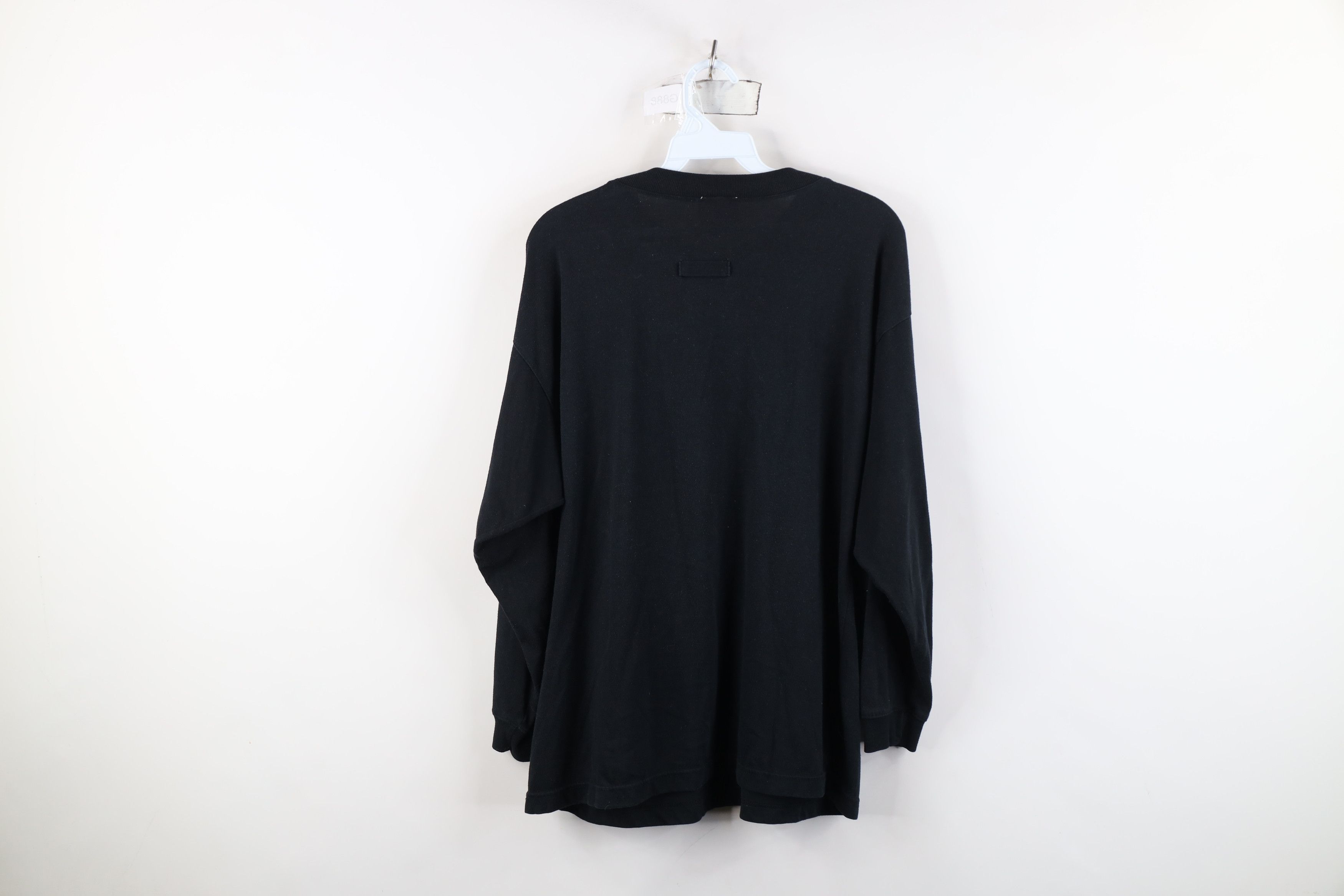 Vintage Vintage 90s Streetwear Blank Knit Big Pocket T-Shirt Black Size L / US 10 / IT 46 - 11 Thumbnail