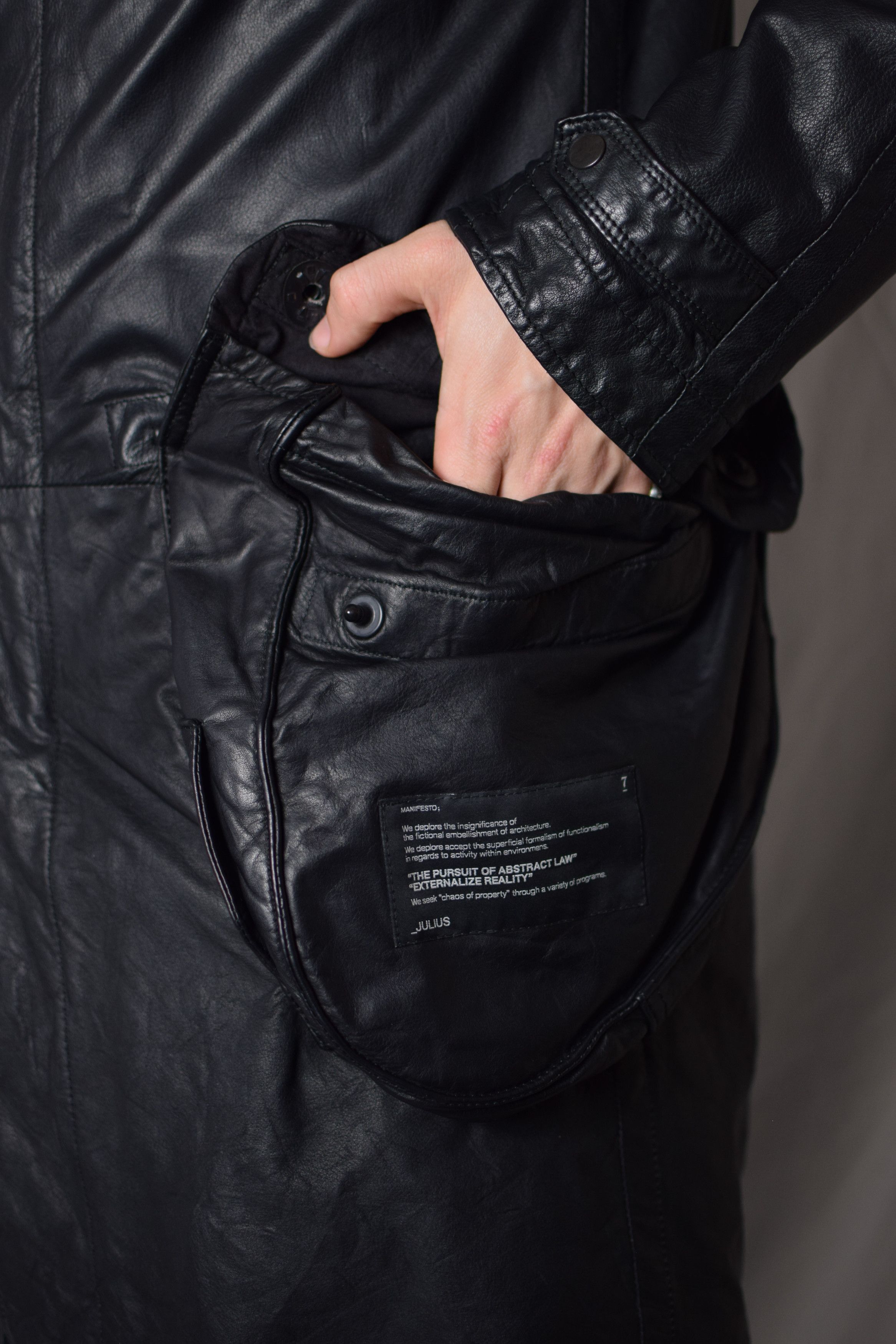Julius Julius SS08 Leather Gasmask Coat - 217COM6 Size US M / EU 48-50 / 2 - 12 Thumbnail