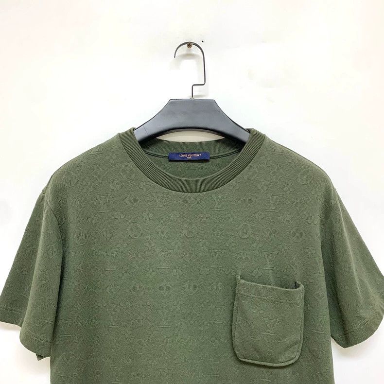 Louis Vuitton Louis Vuitton Army green full print short sleeve Size US M / EU 48-50 / 2 - 3 Thumbnail