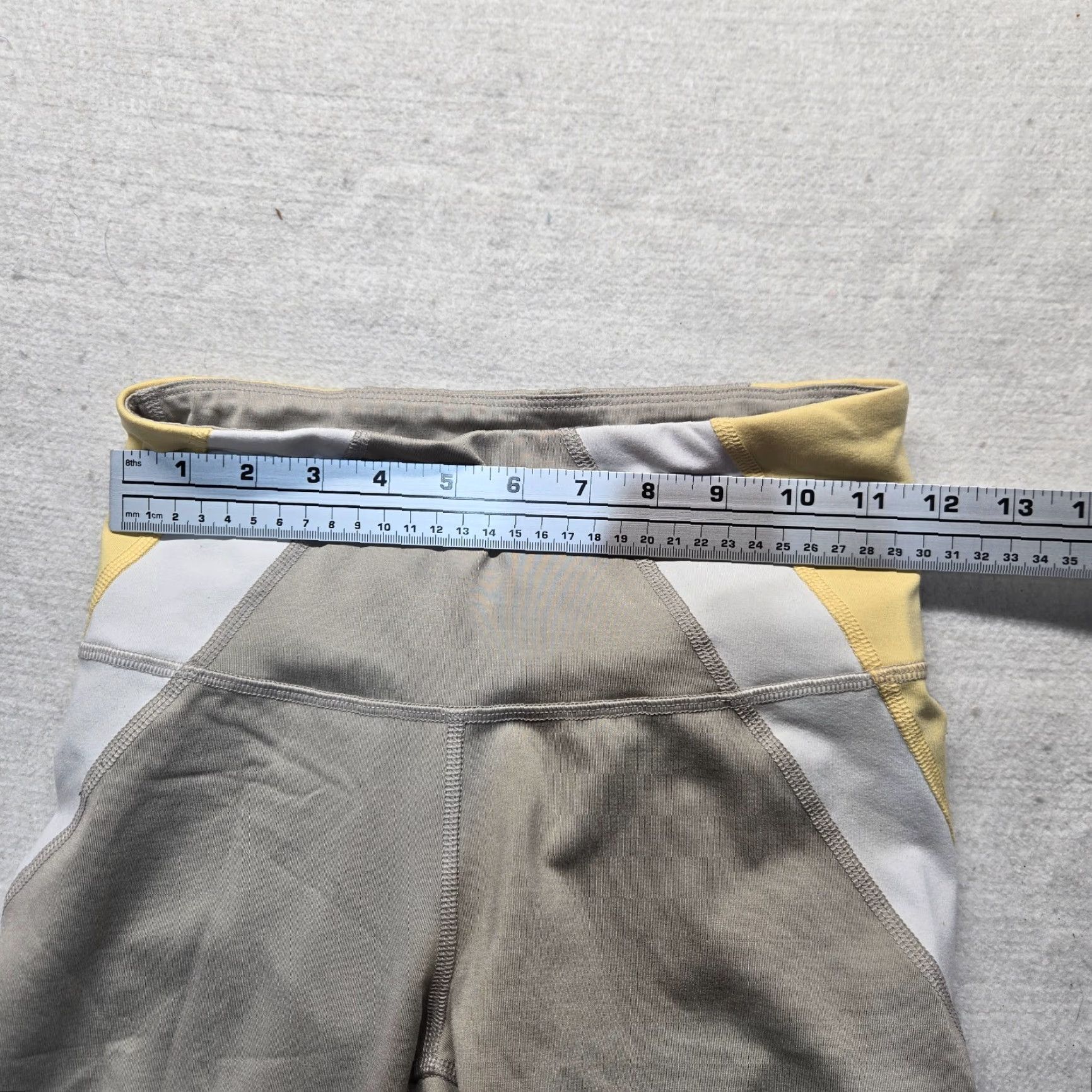 Old Navy Old Navy Go Dry Activewear Leggings Shirt Womens S Gray Athletic Slim Skinny Running Gym Shoes? Size 28" / US 6 / IT 42 - 4 Thumbnail