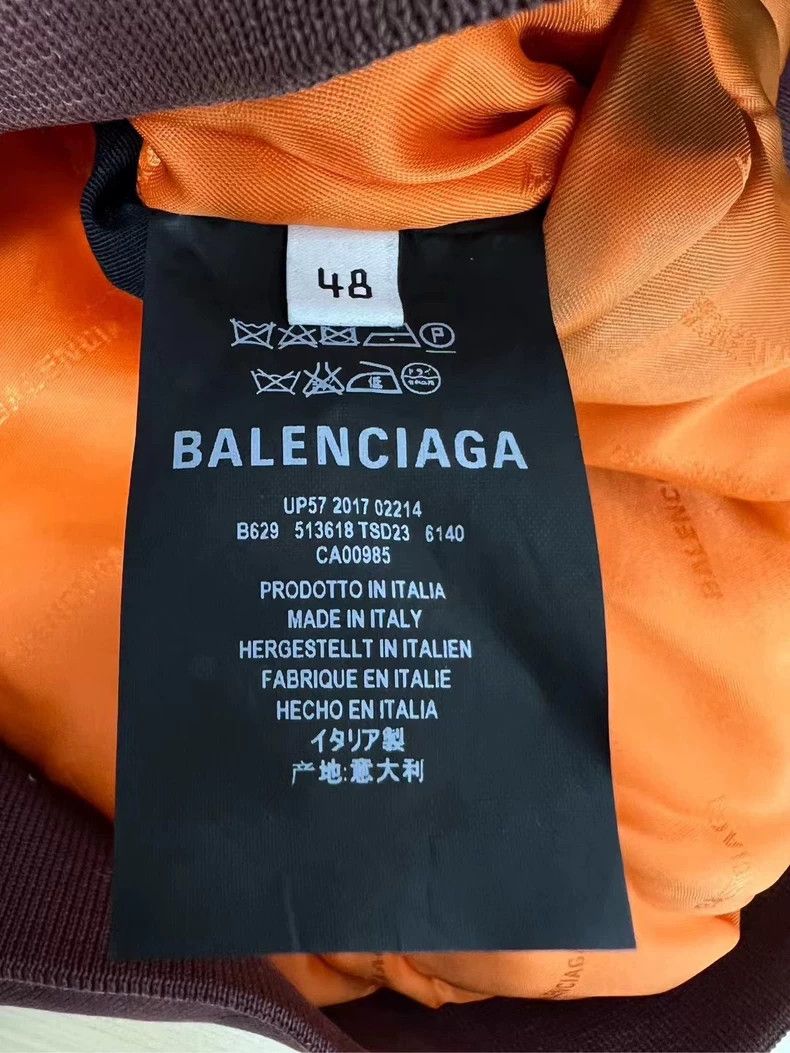 Balenciaga Balenciaga Embroidered monogram bomber jacket 2501-Nextarro Size US M / EU 48-50 / 2 - 5 Thumbnail