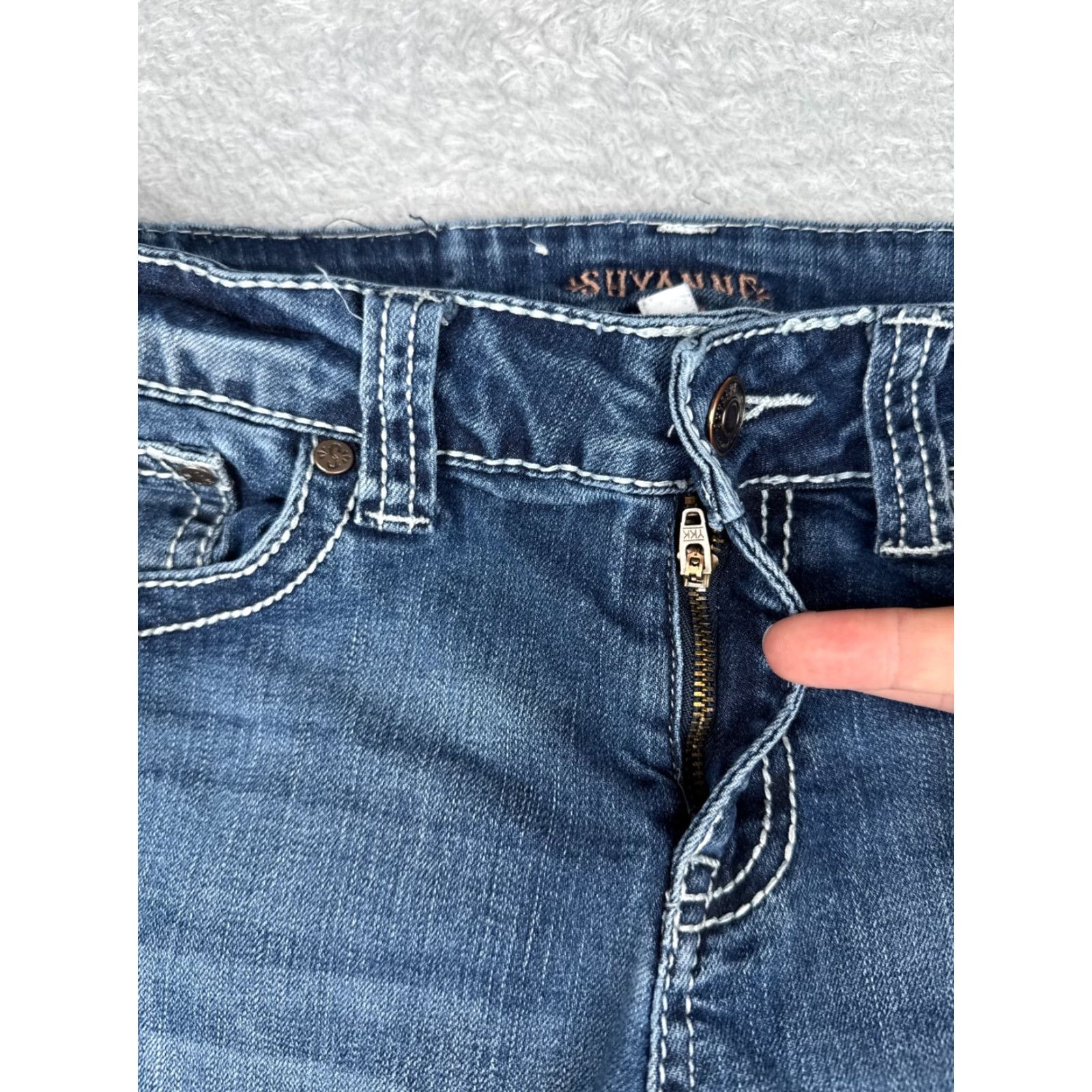 Vintage Shyanne Jeans Women 28 Blue Denim Distressed Straight Leg 28x18 Cotton Blend 5-Pocket Size 28" / US 6 / IT 42 - 5 Thumbnail