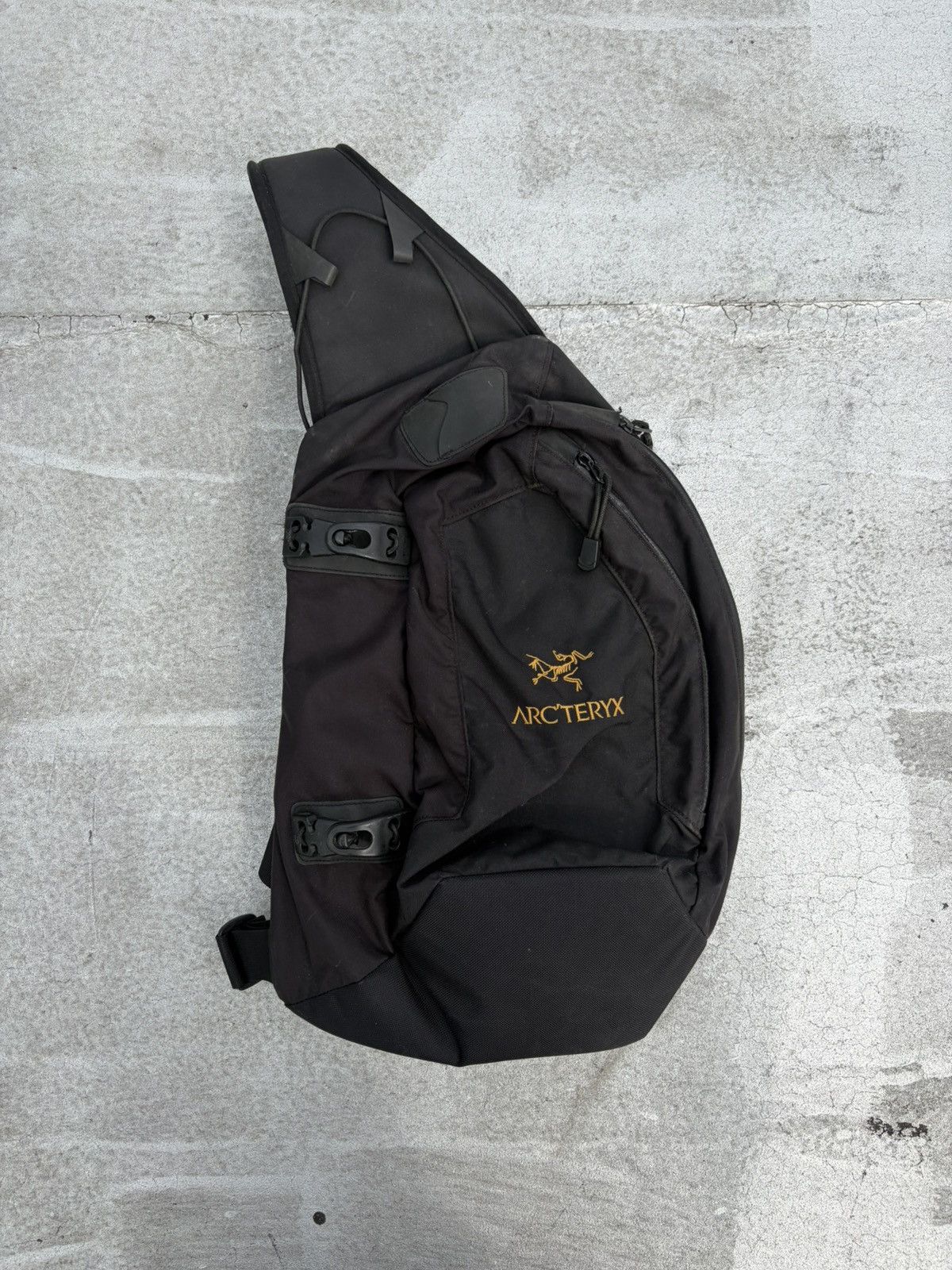 バッグ arc'teryx system a quiver crossbody bag Arc'teryx Quiver Sling Bag Black Durable Nylon Outdoor Shoulder