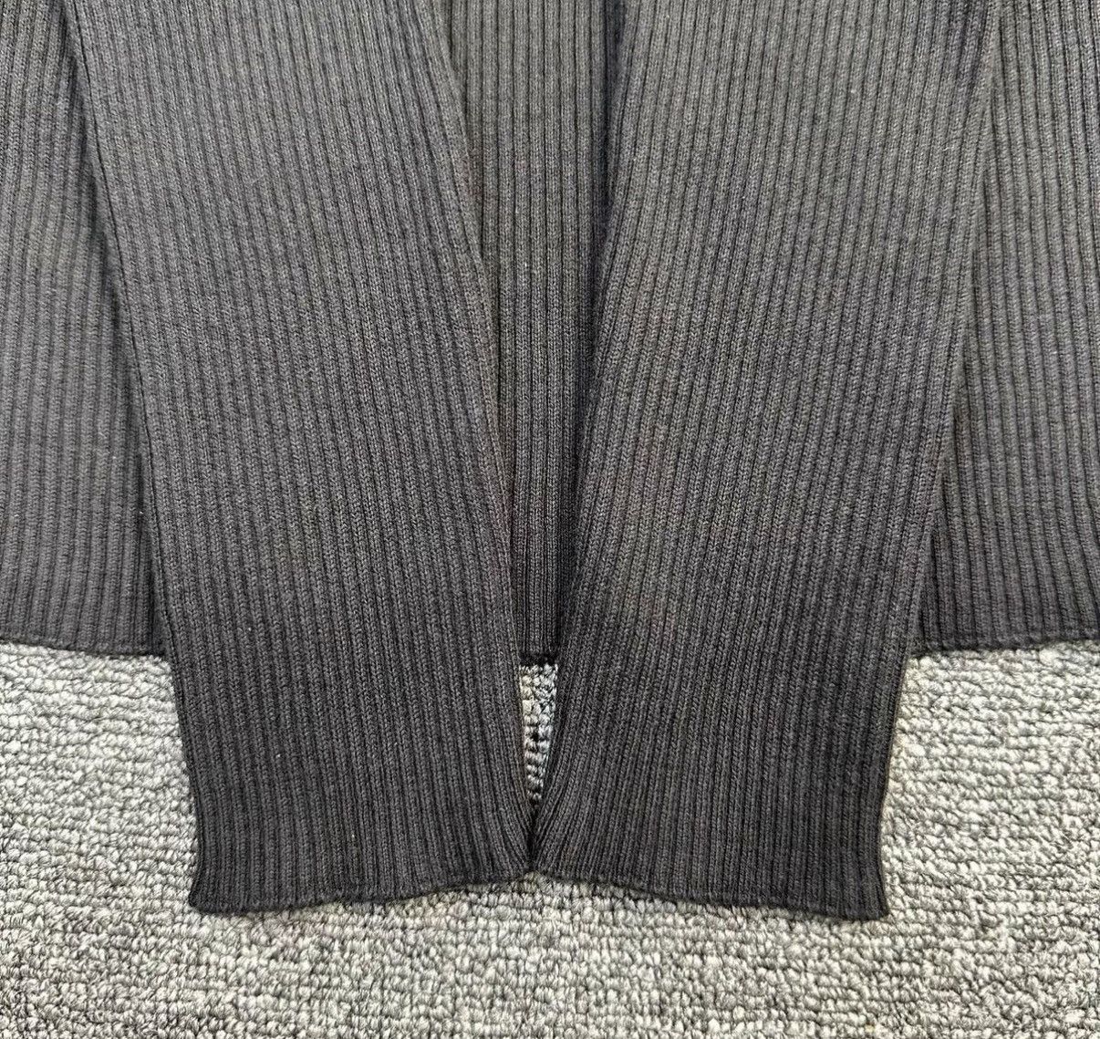 Prada Prada Black Crew Neck Knit Base Layer K12 Size S / US 4 / IT 40 - 5 Thumbnail
