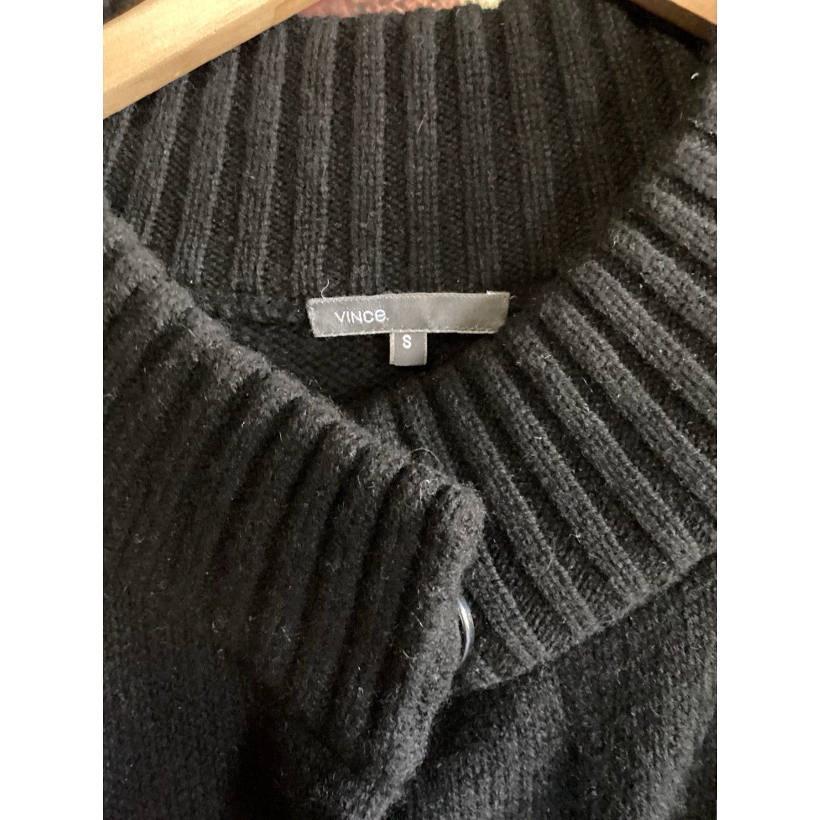 Vince Vince Shirt Women S Black Knit Short Sleeve Button-Up Size 28" / US 6 / IT 42 - 3 Thumbnail