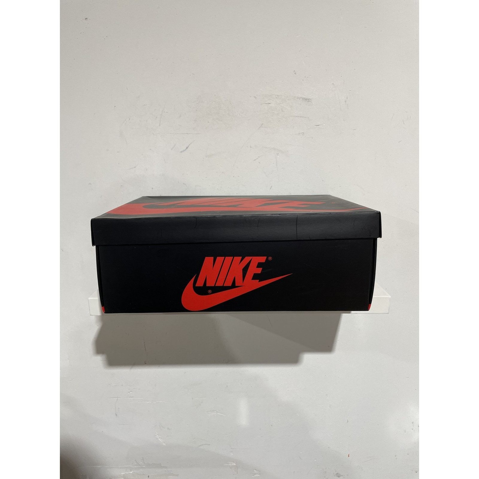 Jordan Brand JORDAN 1 RETRO ROOKIE OF THE YEAR SIZE 9 PREOWNED Size US 9 / EU 42 - 8 Thumbnail