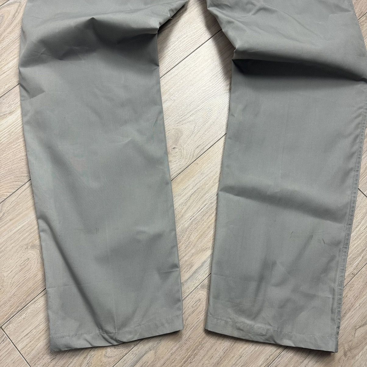 Fjallraven Vintage Fjallraven Y2K Nylon Polyester Grey Light Pants Size US 35 - 14 Thumbnail