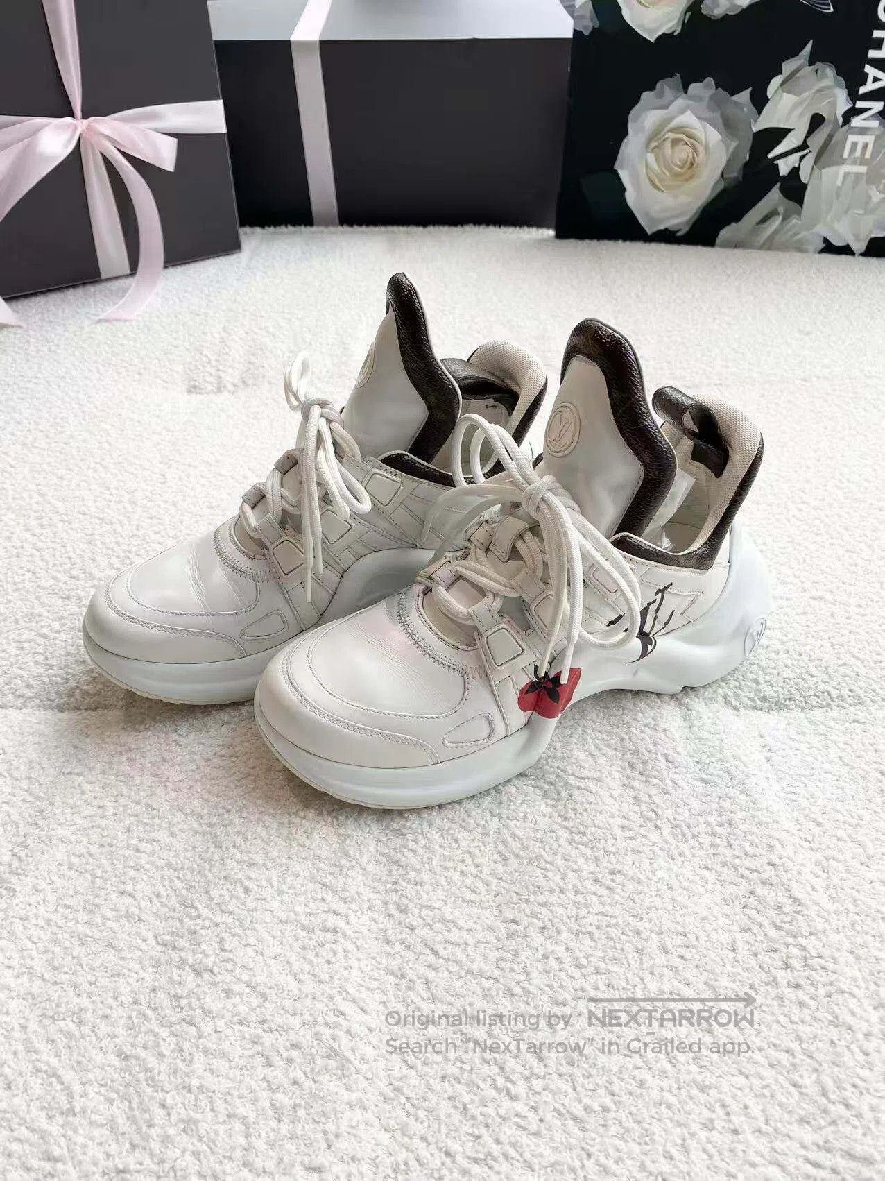 Louis Vuitton Louis Vuitton Love Mood People's Day Limited Arch Bridge D Size US 5.5 / IT 35.5 - 1 Thumbnail