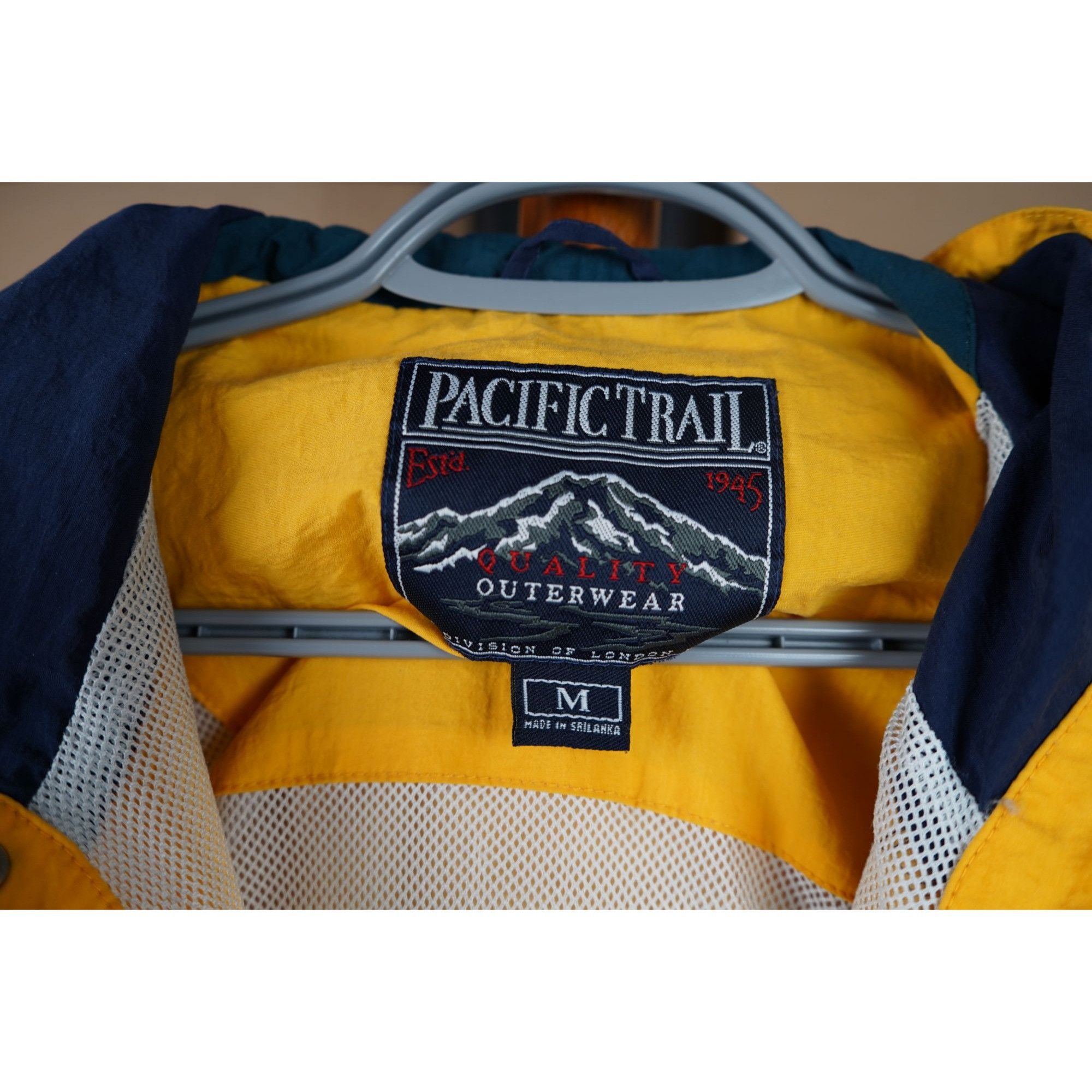 Pacific Trail × Vintage Vintage Jacket Yellow Pacific Trail M Baggy 90s #489 Size US M / EU 48-50 / 2 - 6 Thumbnail
