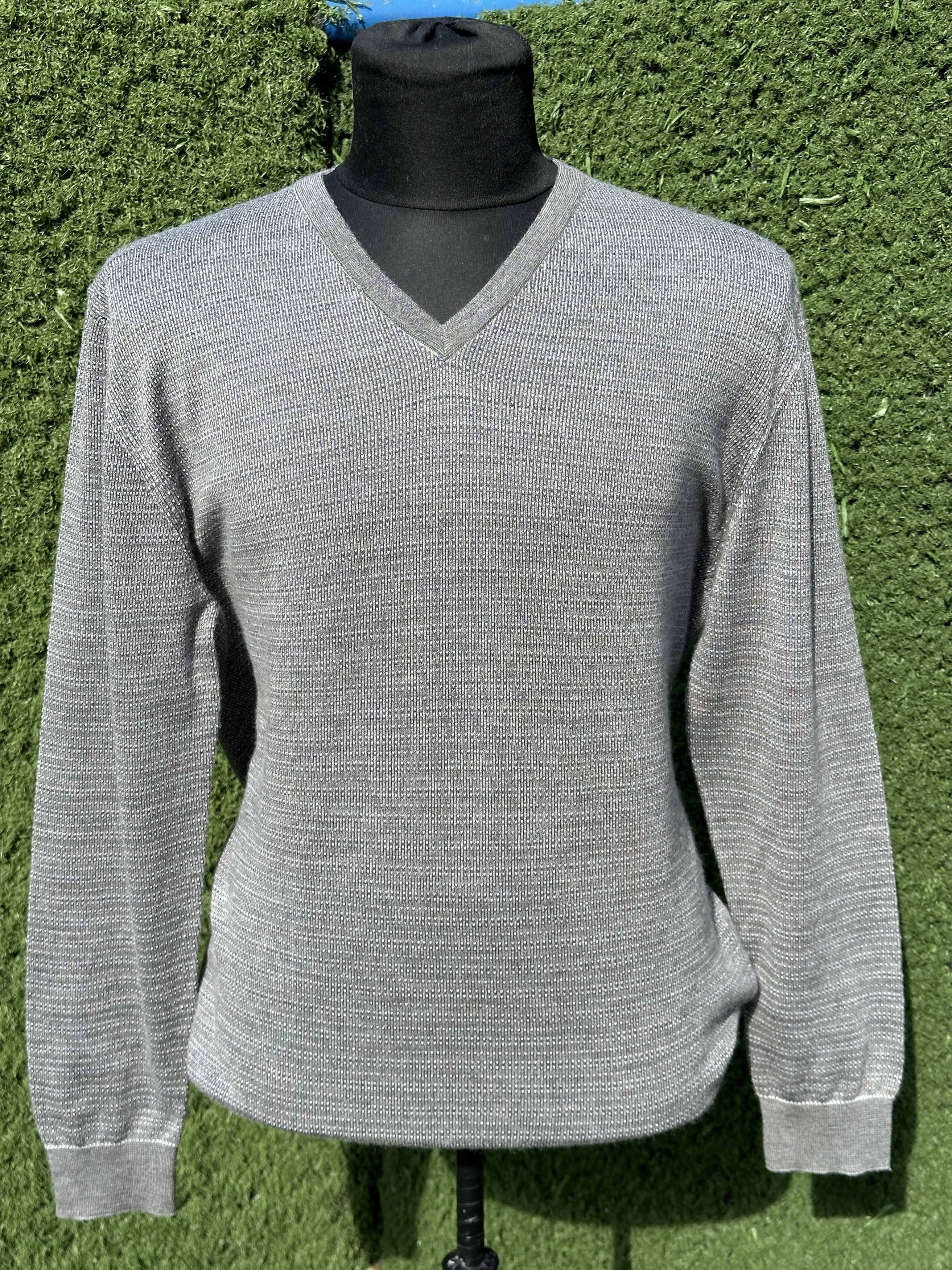 Prada Prada Milano V Neck Light Sweater Pullover Striped Size 52 L Size US L / EU 52-54 / 3 - 17 Thumbnail