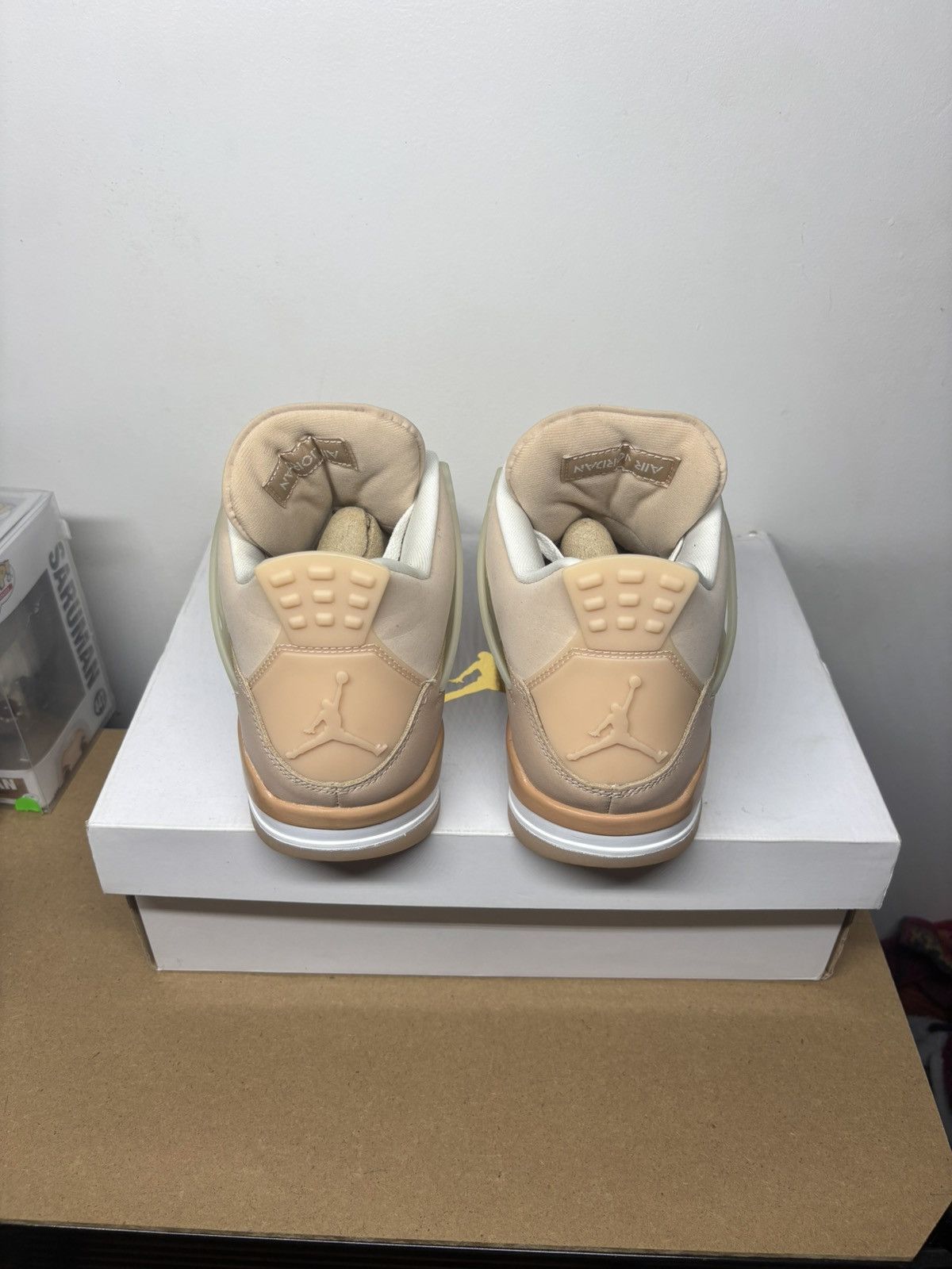 Jordan Brand Size 9.5 - Air Jordan 4 Retro Shimmer W Size 8 Men’s Size US 8 / EU 41 - 4 Thumbnail