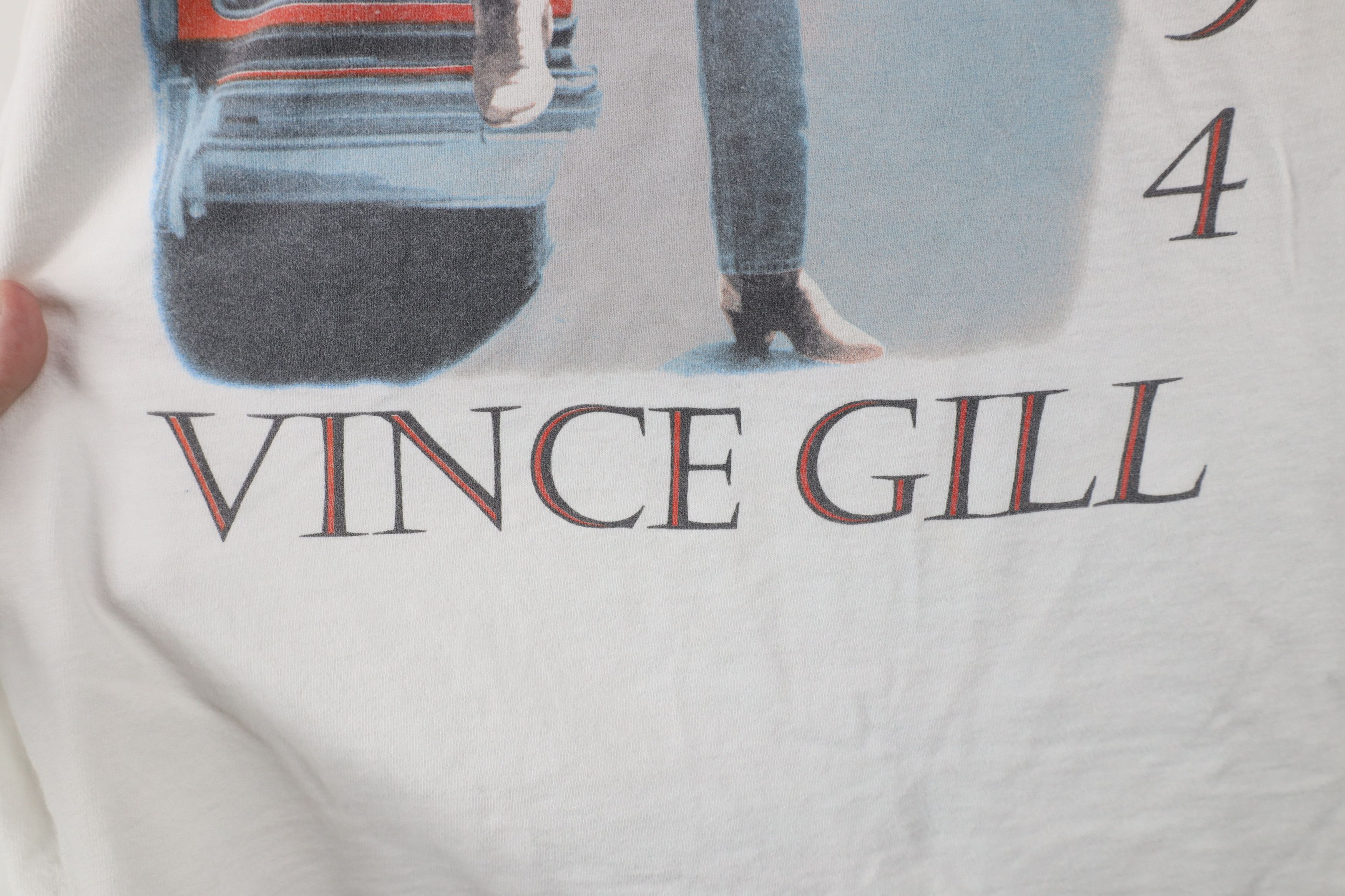 Vintage Vintage 90s Finds You 1994 Tour Vince Gill Band T-Shirt USA Size US L / EU 52-54 / 3 - 6 Thumbnail