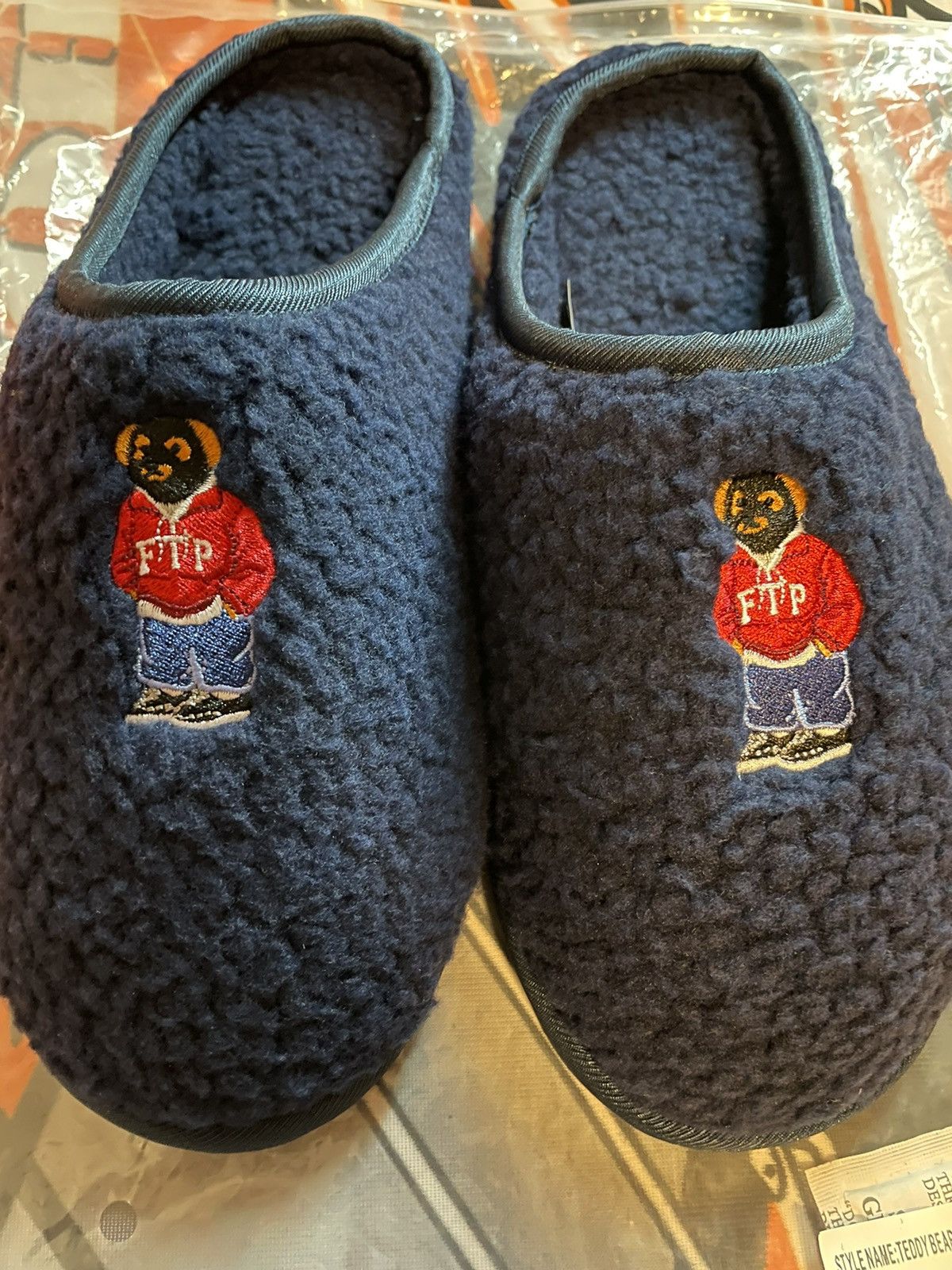 Fuck The Population Fuck The Population FTP Bear Slippers Navy Blue. Size US 9 / EU 42 - 4 Thumbnail