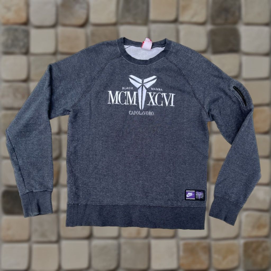 Nike Nike Men's Kobe Bryant Black Mamba Crew Sweatshirt Sz M Gray Knit Capolavoro Shirt Pullover Embroidered Logo 2014 Style 588830-032 Mens Size US M / EU 48-50 / 2 - 1 Thumbnail