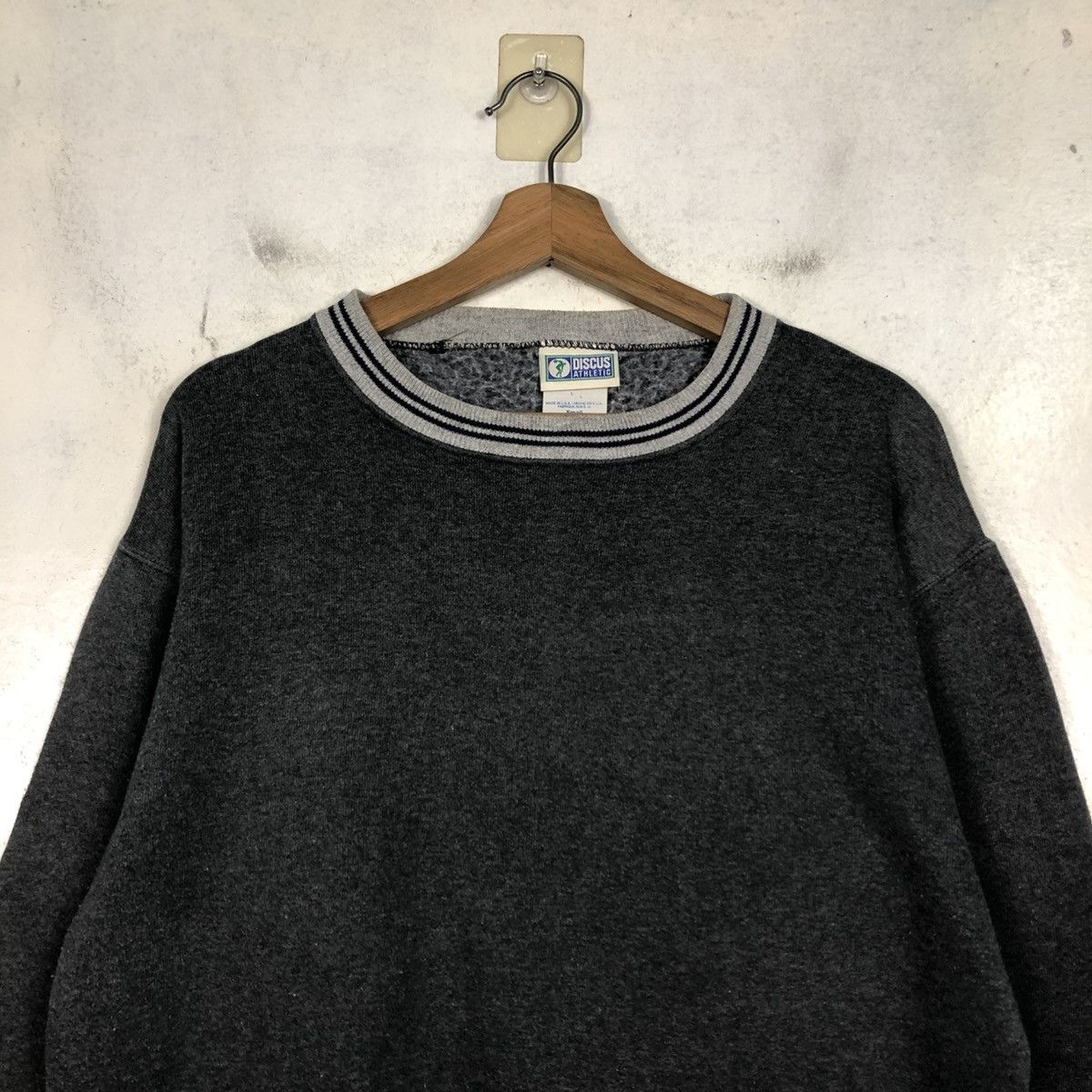 Japanese Brand 📌Vintage Sweatshirt Crewneck Discus Athletic Size US S / EU 44-46 / 1 - 5 Thumbnail