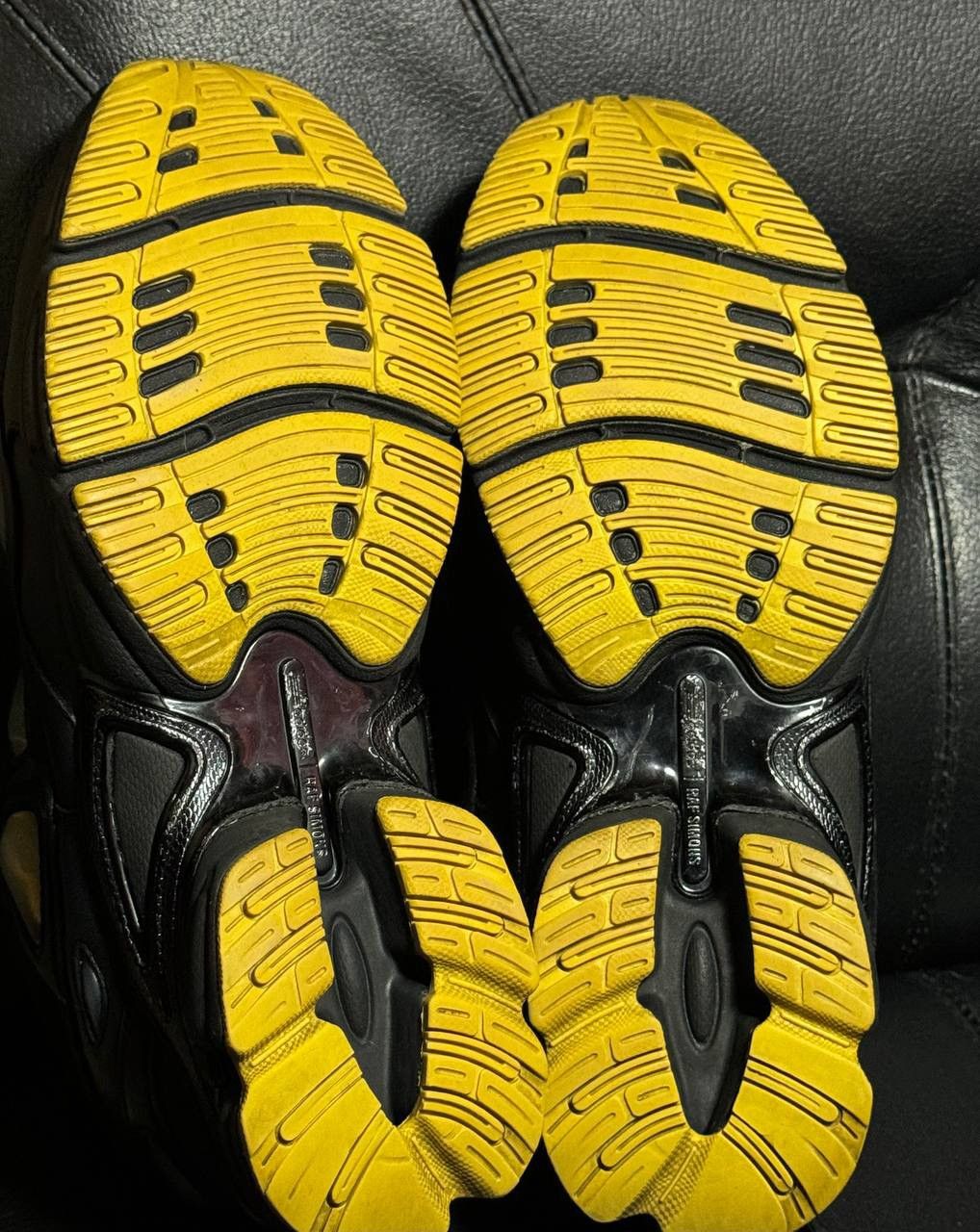 Adidas × Raf Simons sneakers Adidas Raf Simons Ozweego Black corn Size US 8 / EU 41 - 7 Thumbnail