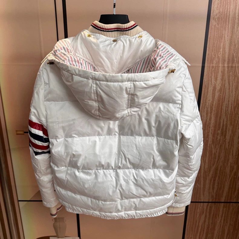 Thom Browne Thom Browne A down jacket with a fur hat Size S / US 4 / IT 40 - 2 Thumbnail