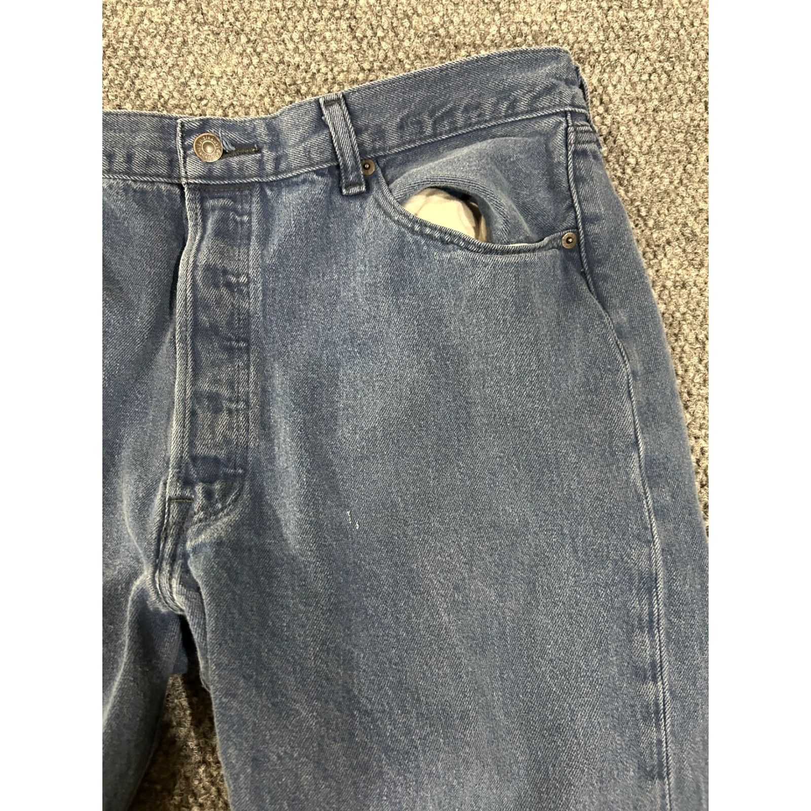 Levi's VINTAGE Levi's 501 Jeans (Mens) 36x28 Blue Straight Button Fly Classic Denim Retro 90s Size US 36 / EU 52 - 5 Thumbnail
