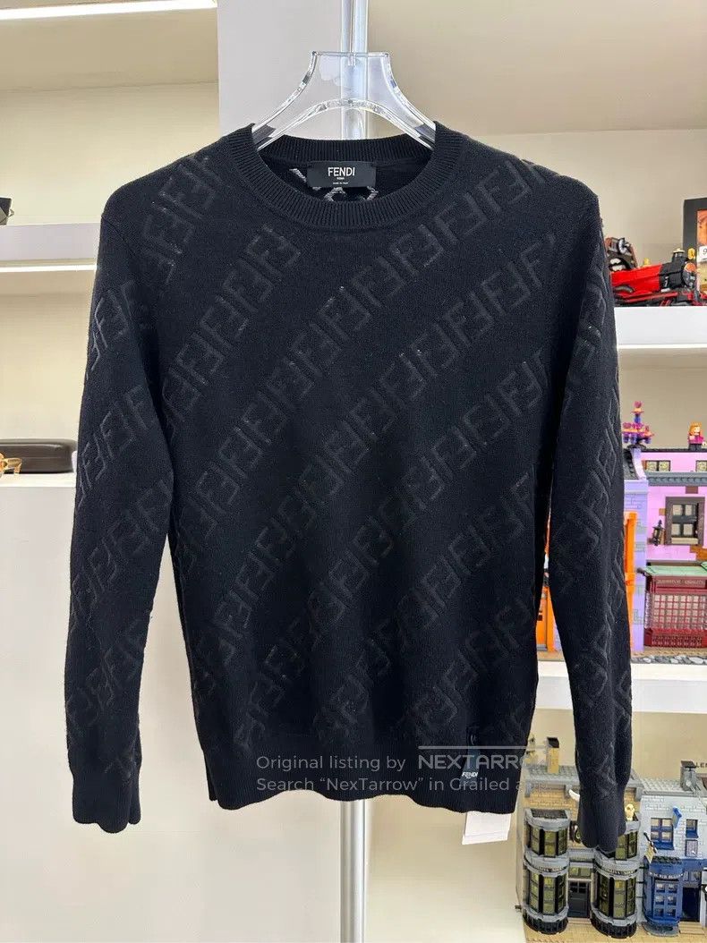 Other Fendi Men's knitted wool sweater with velvet full print lo Size US S / EU 44-46 / 1 - 1 Thumbnail