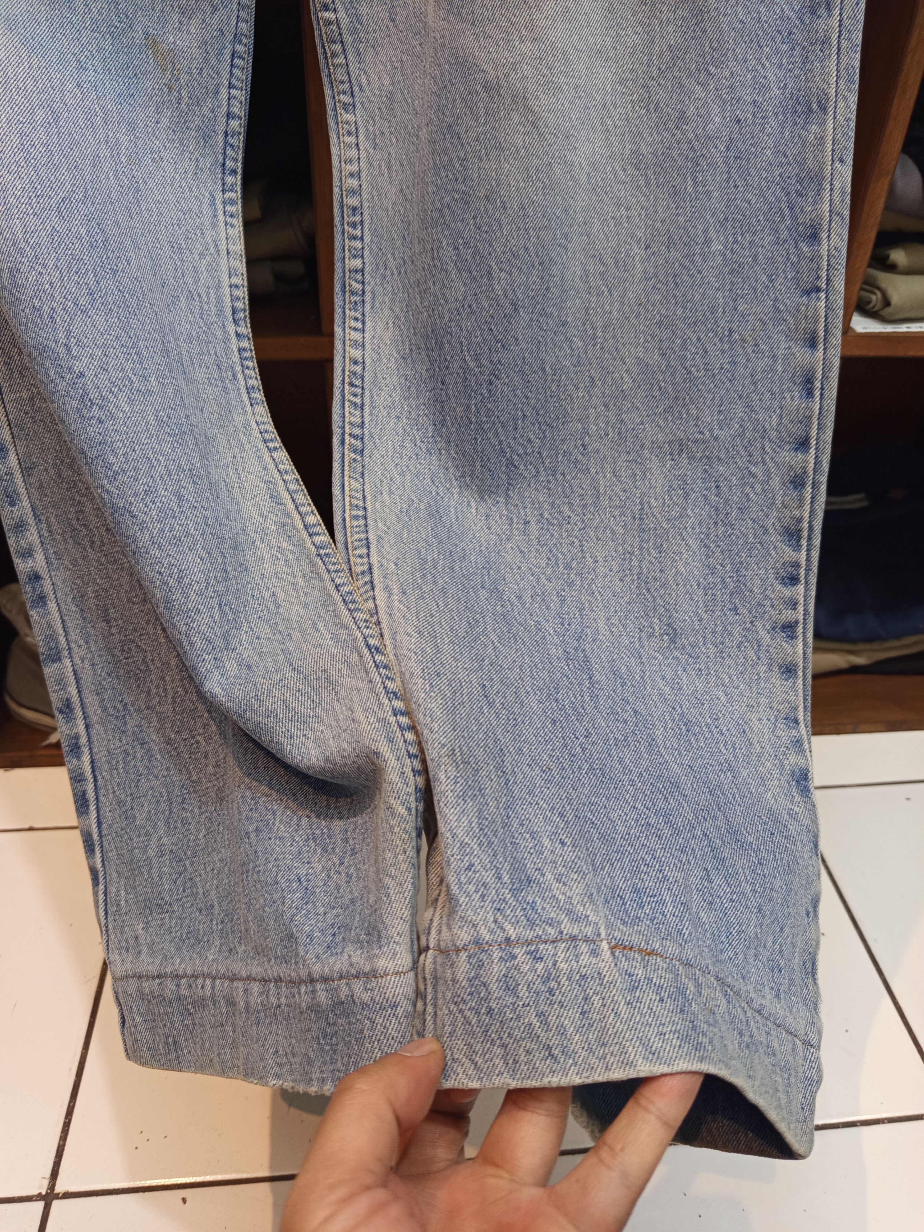 Vintage 1980s Levi’s 501 Made in USA Button Fly Denim Pants Size US 36 / EU 52 - 8 Thumbnail
