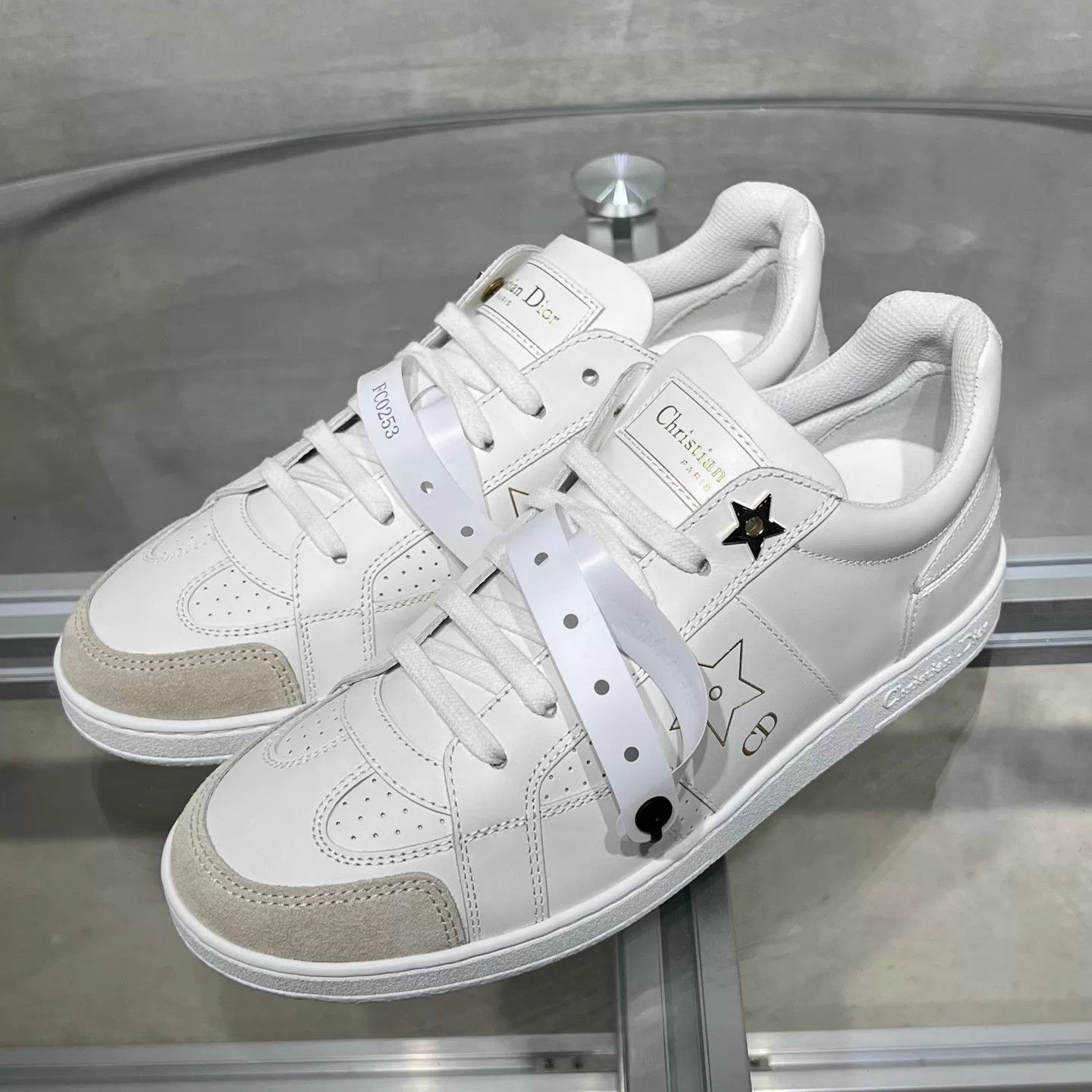 Dior Dior Star CD Logo Sneakers 36 BNIB Size US 5.5 / IT 35.5 - 2 Thumbnail