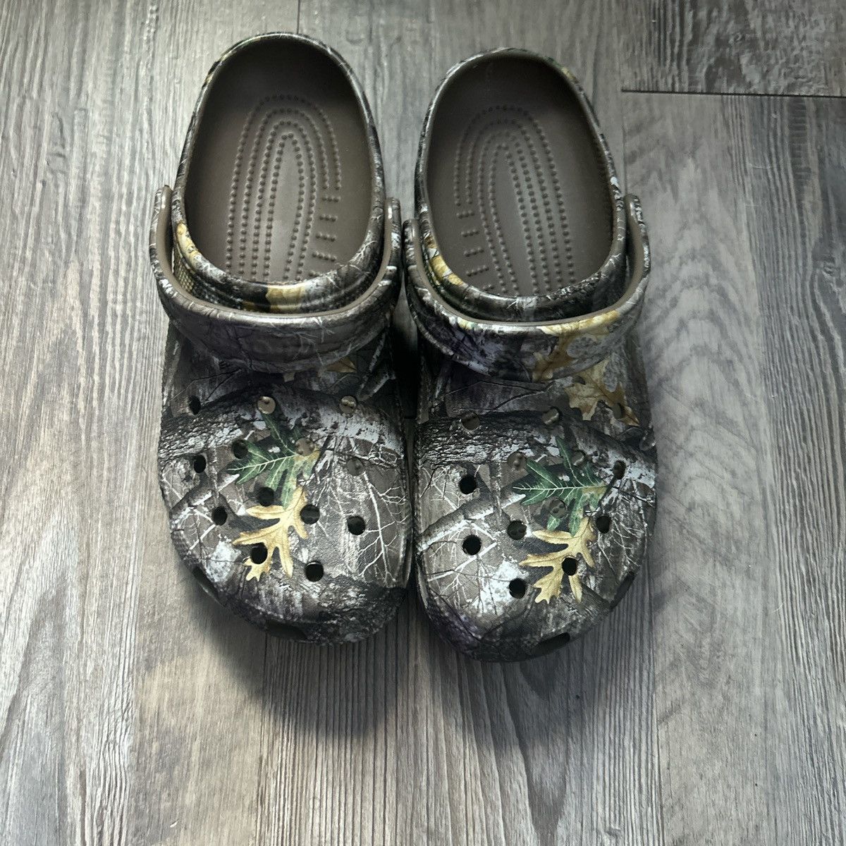 Crocs Camo Crocs Size US 10 / EU 43 - 1 Thumbnail
