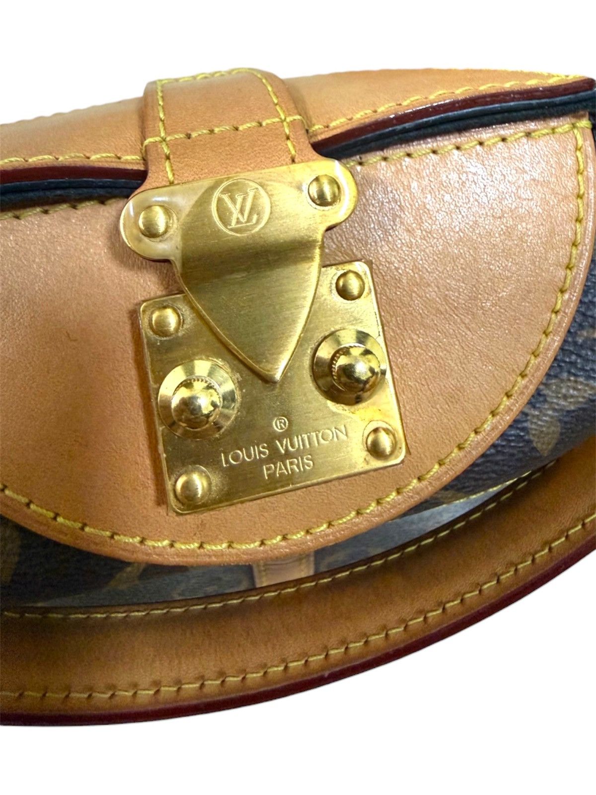 Louis Vuitton Louis Vuitton Monogram Bucket Duffle handbag Year 2022 Size ONE SIZE - 5 Thumbnail