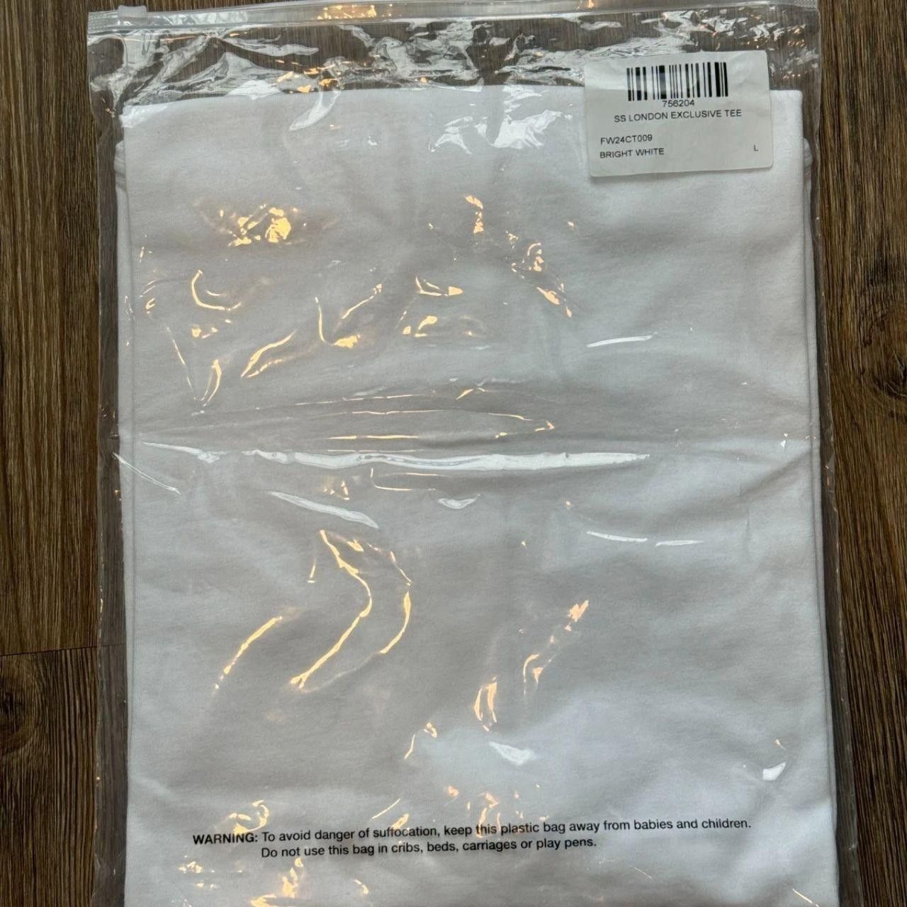 Aime Leon Dore Aime Leon Dore ALD London UK Exclusive Throwie Script Tee Size US L / EU 52-54 / 3 - 2 Thumbnail