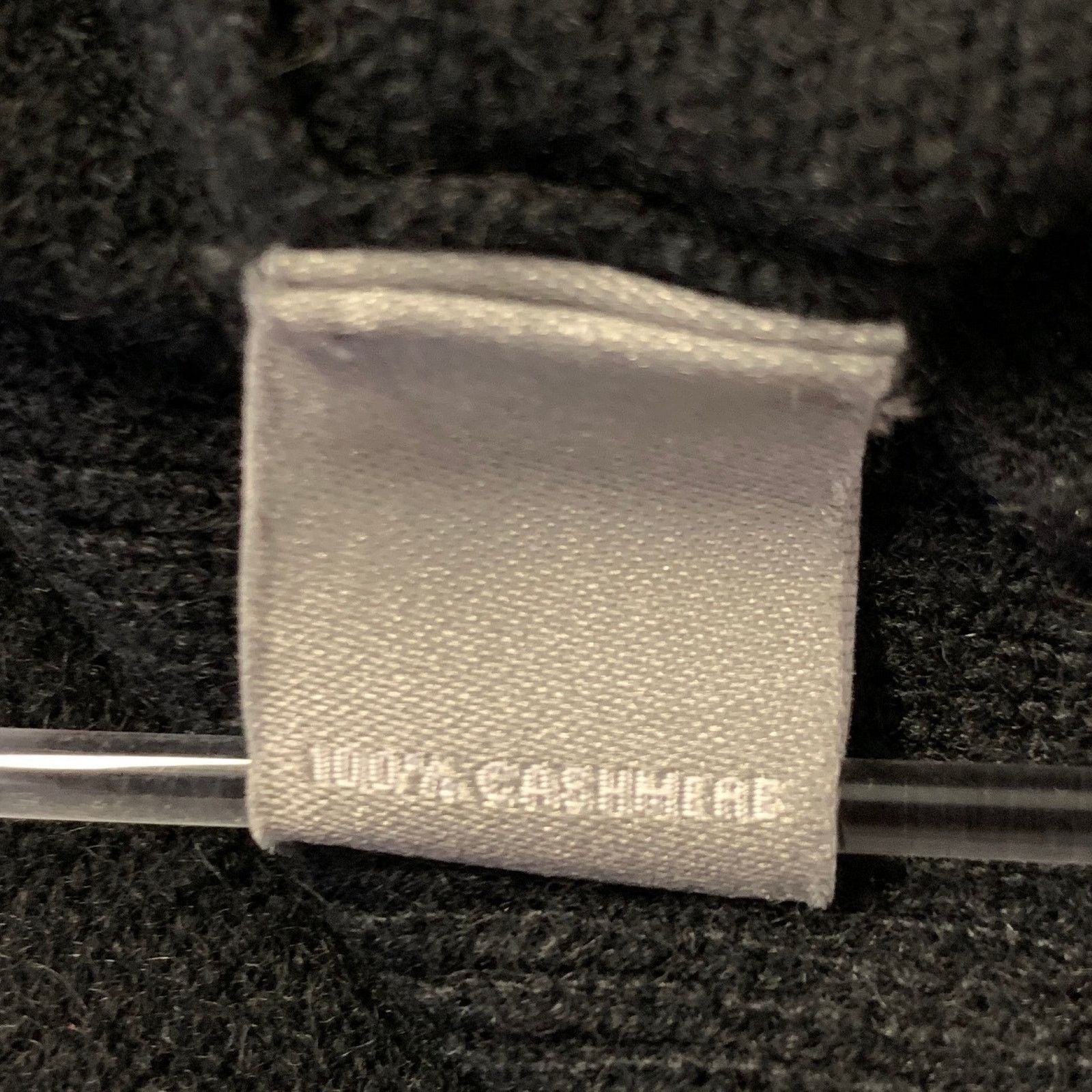 Neiman Marcus NEIMAN MARCUS Size XL Black Cashmere Turtleneck Sweater Size XL / US 12-14 / IT 48-50 - 7 Thumbnail