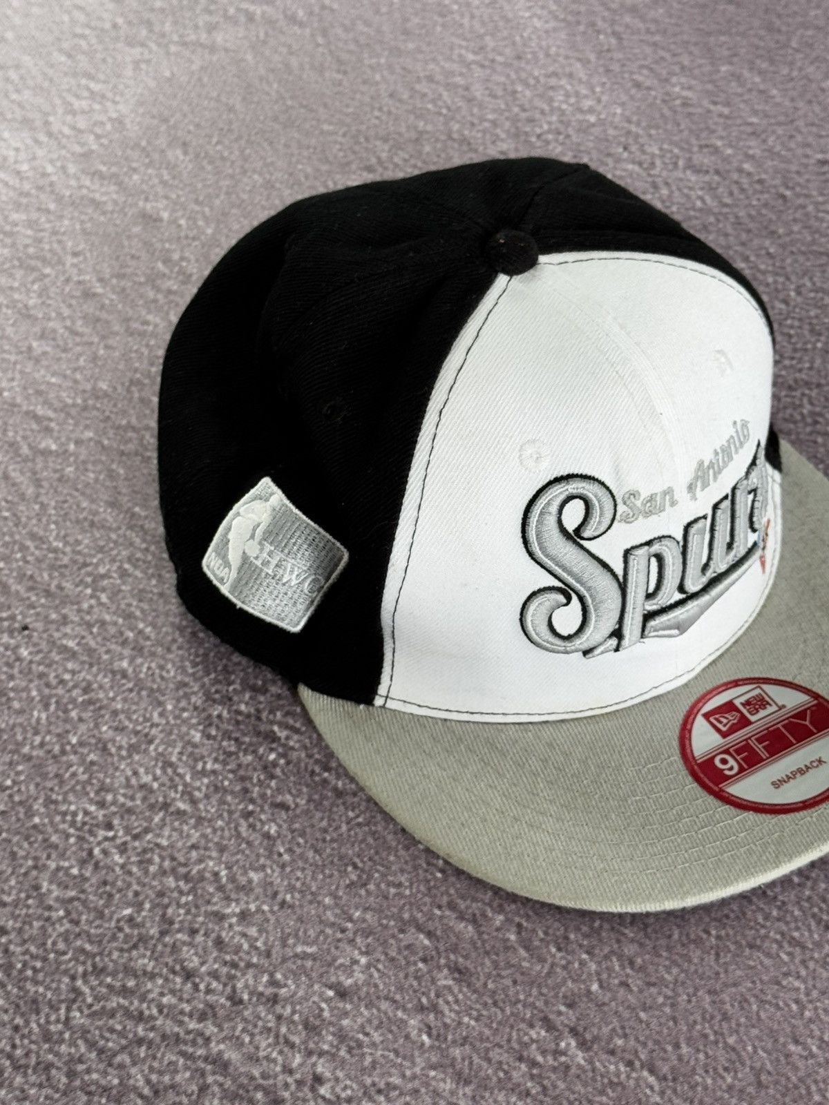 NBA Vintage San Antonio Spurs Snapback Hat Size ONE SIZE - 2 Thumbnail