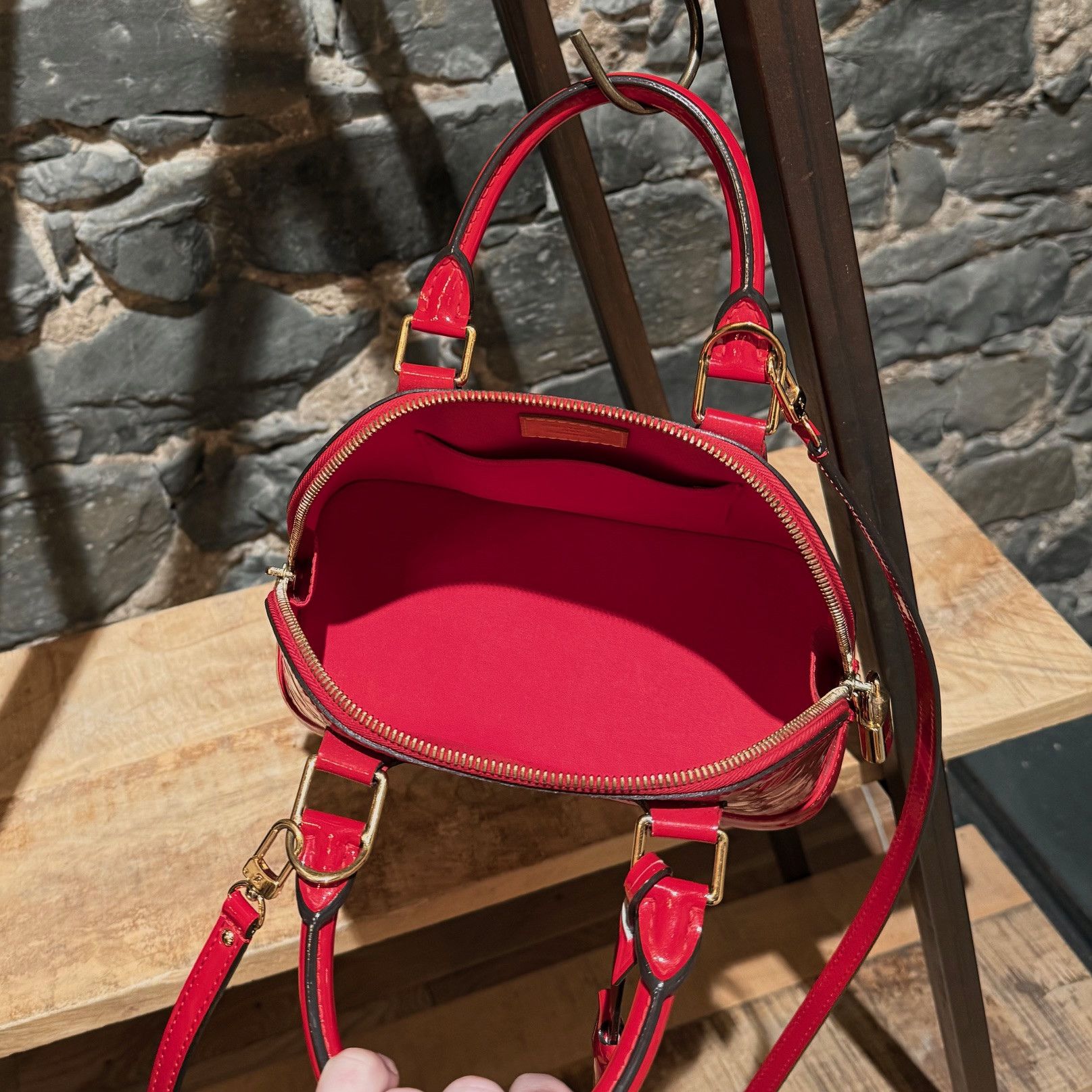 Louis Vuitton Louis Vuitton 2015 Red Monogramme Vernis Alma BB Bag Size ONE SIZE - 7 Thumbnail
