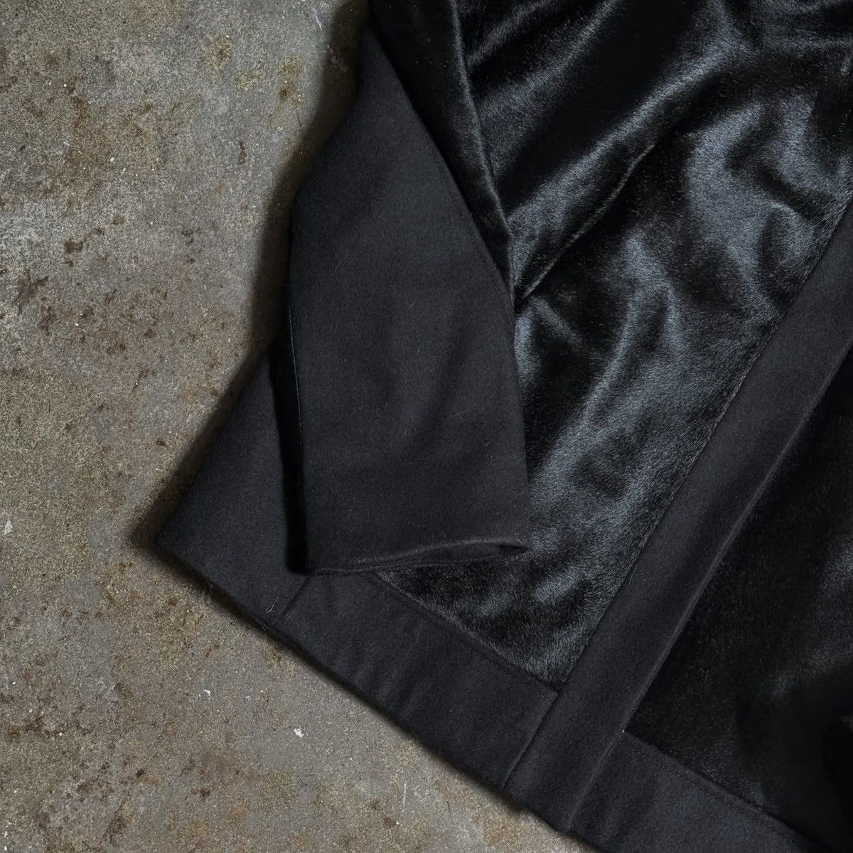 Helmut Lang HELMUT LANG BLACK CALF HAIR / WOOL JACKET - S Size S / US 4 / IT 40 - 4 Thumbnail