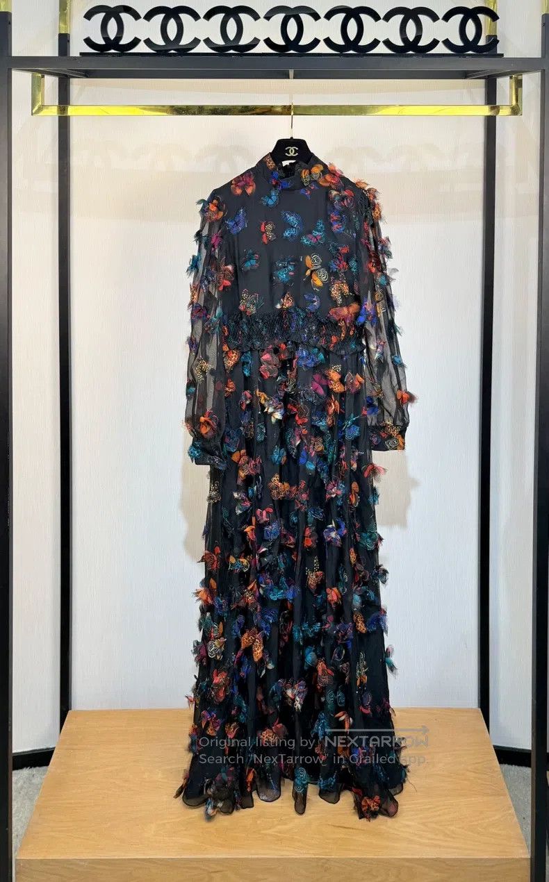 Valentino Valentino Reworked butterfly embroidered dress Size M / US 6-8 / IT 42-44 - 1 Thumbnail