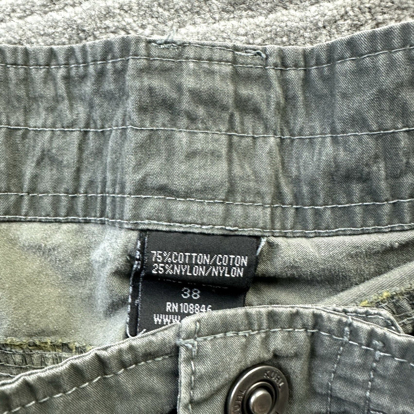 Vintage Kuhl Shorts Mens 38 Gray Chino Utility Hiking Workwear Outdoor Climbing Casual Size US 38 / EU 54 - 7 Thumbnail